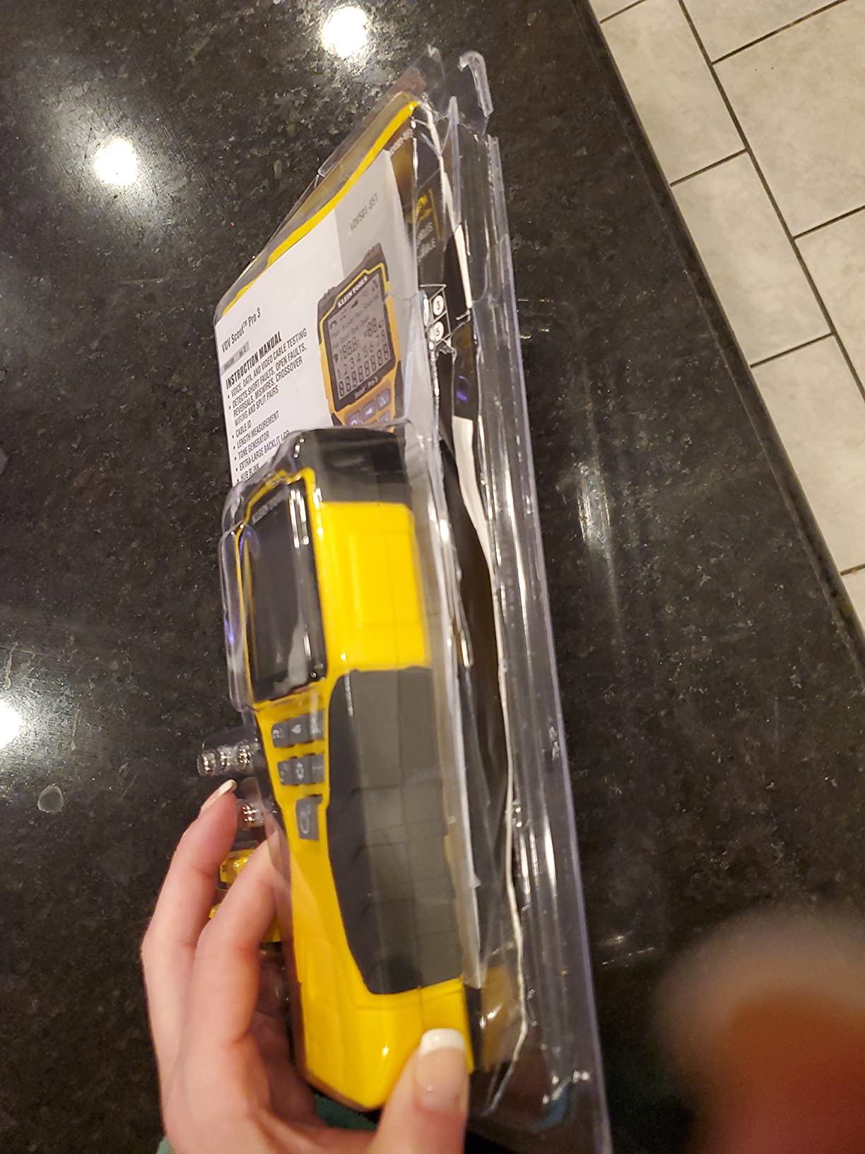 Klein Tools VDV501-851 Cable Tester Kit with Scout Pro 3 for Ethernet / Data, Coax / Video and Phone Cables, 5 Locator Remotes customer photo 2