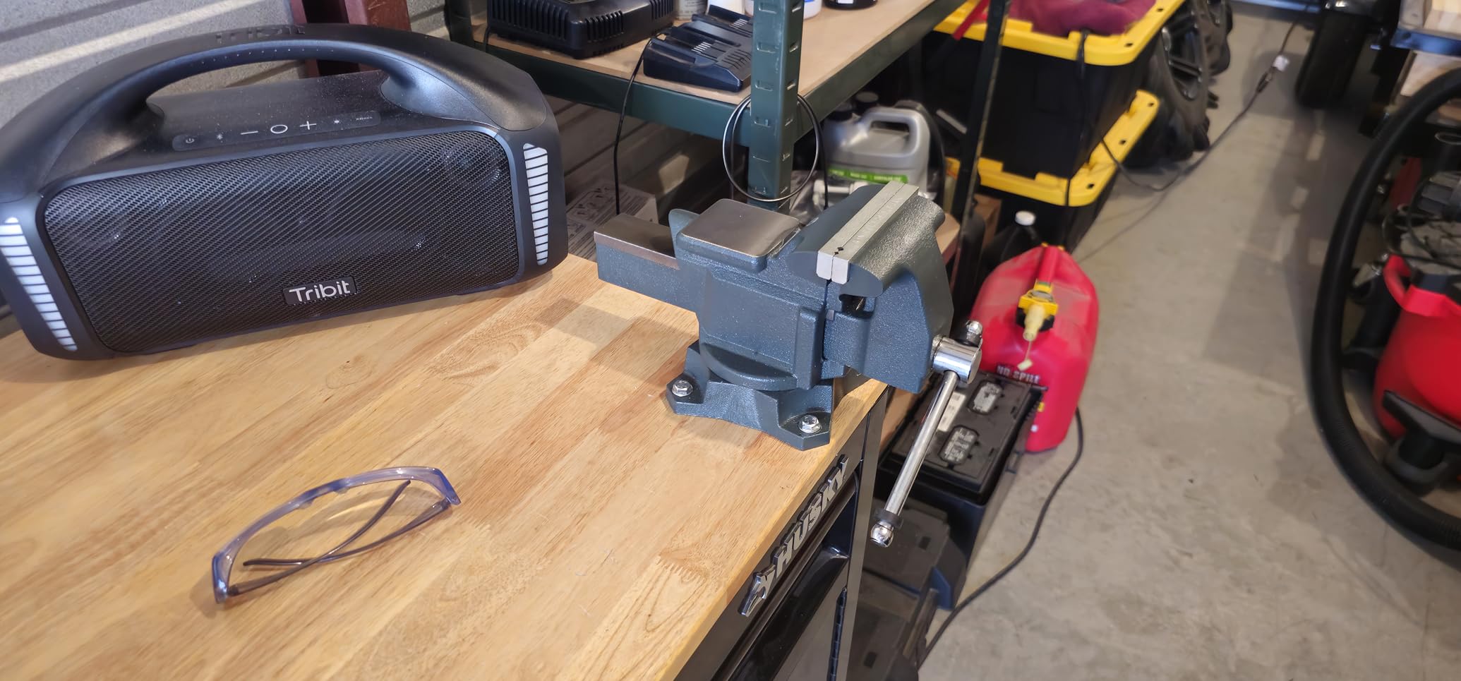 Forward CR80A 8 Inch Bench Vise Heavy Duty with Anvil and 210°Swivel Base | 12,000LBS Clamping Force | 8
