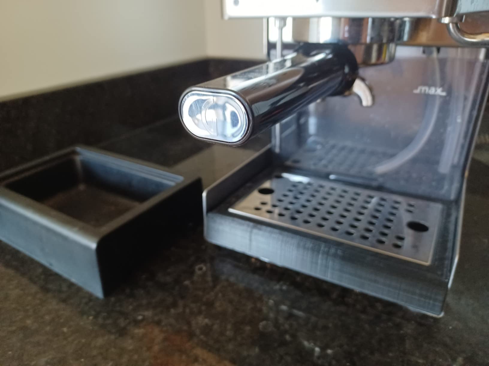 Gaggia RI9380/51 Classic Evo Pro Espresso Machine, Industrial Grey, Small customer photo 2