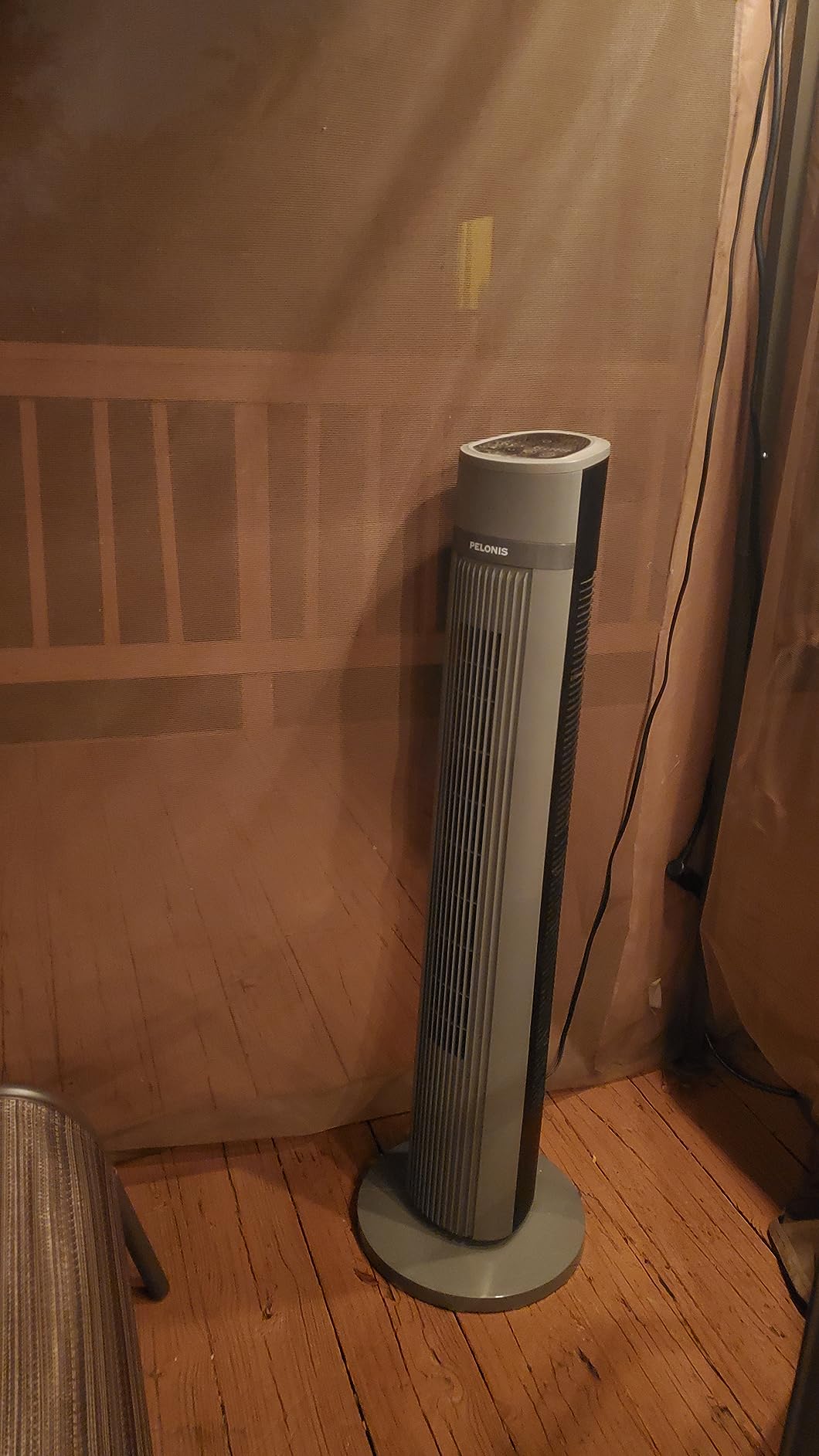 PELONIS 40-inch Bladeless Tower Fan for Bedroom, Standing Fan with Remote Control, 26ft/s, 90° Oscillation, 3 Speed Settings, 27 dB, 3 Modes, 15-Hour Timer, LED Display, Fan that Blows Cold Air, Black customer photo 1