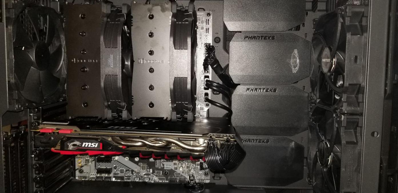 Intel Core i7-10700K Desktop Processor 8 Cores up to 5.1 GHz Unlocked LGA1200 (Intel 400 Series Chipset) 125W (BX8070110700K) customer photo 1