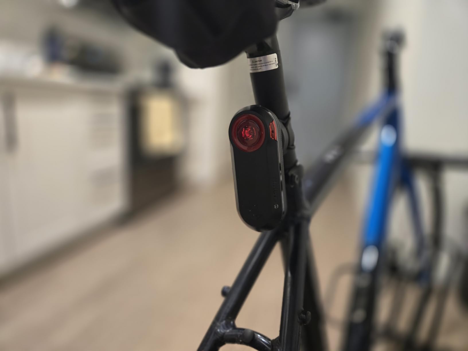 Garmin Varia RTL515, Cycling Rearview Radar with Tail Light, Visual and Audible Alerts for Vehicles Up to 153 Yards Away customer photo 1