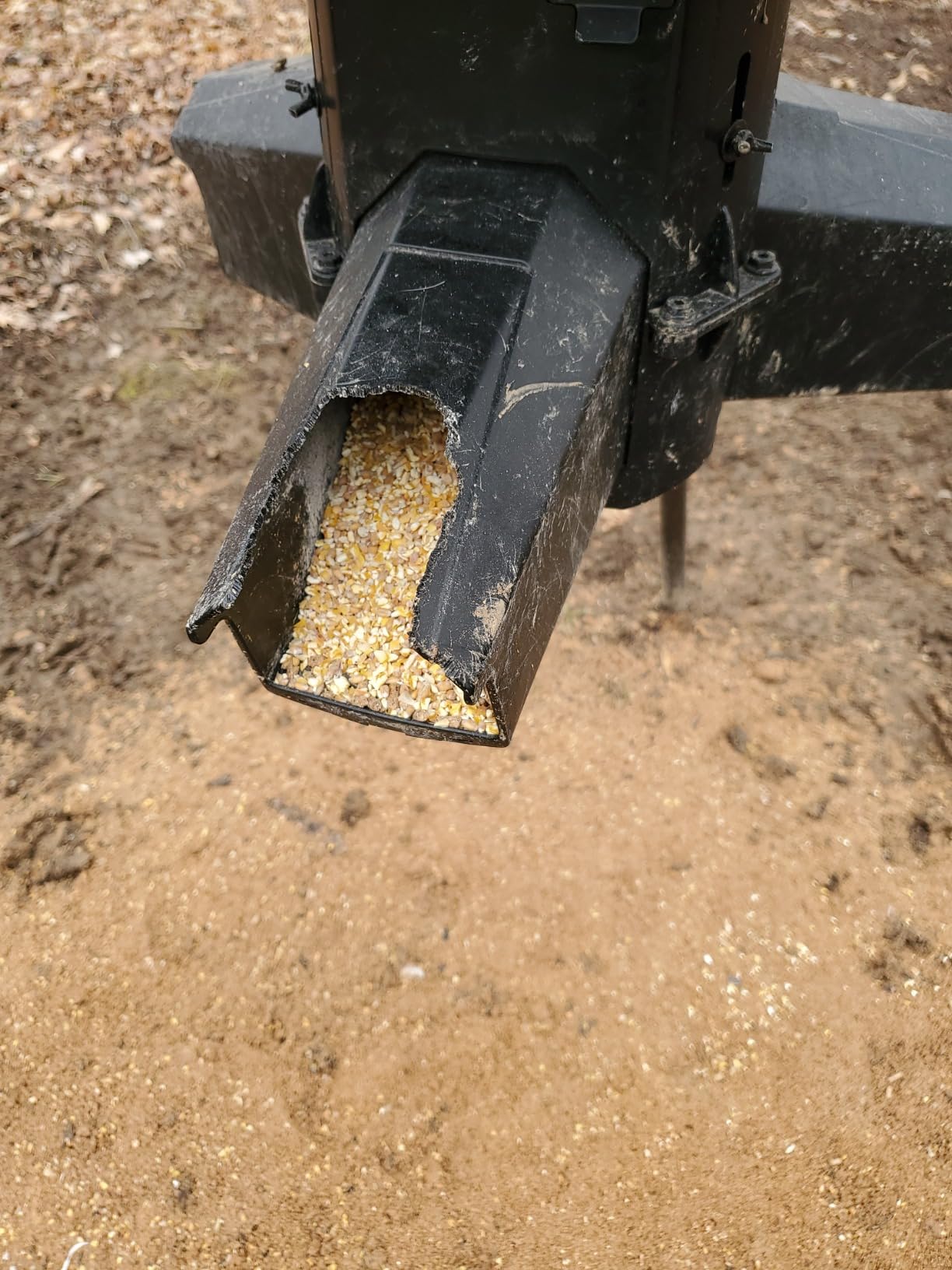 American Hunter 3 Way Gravity Tube Feeder Attachment customer photo 1