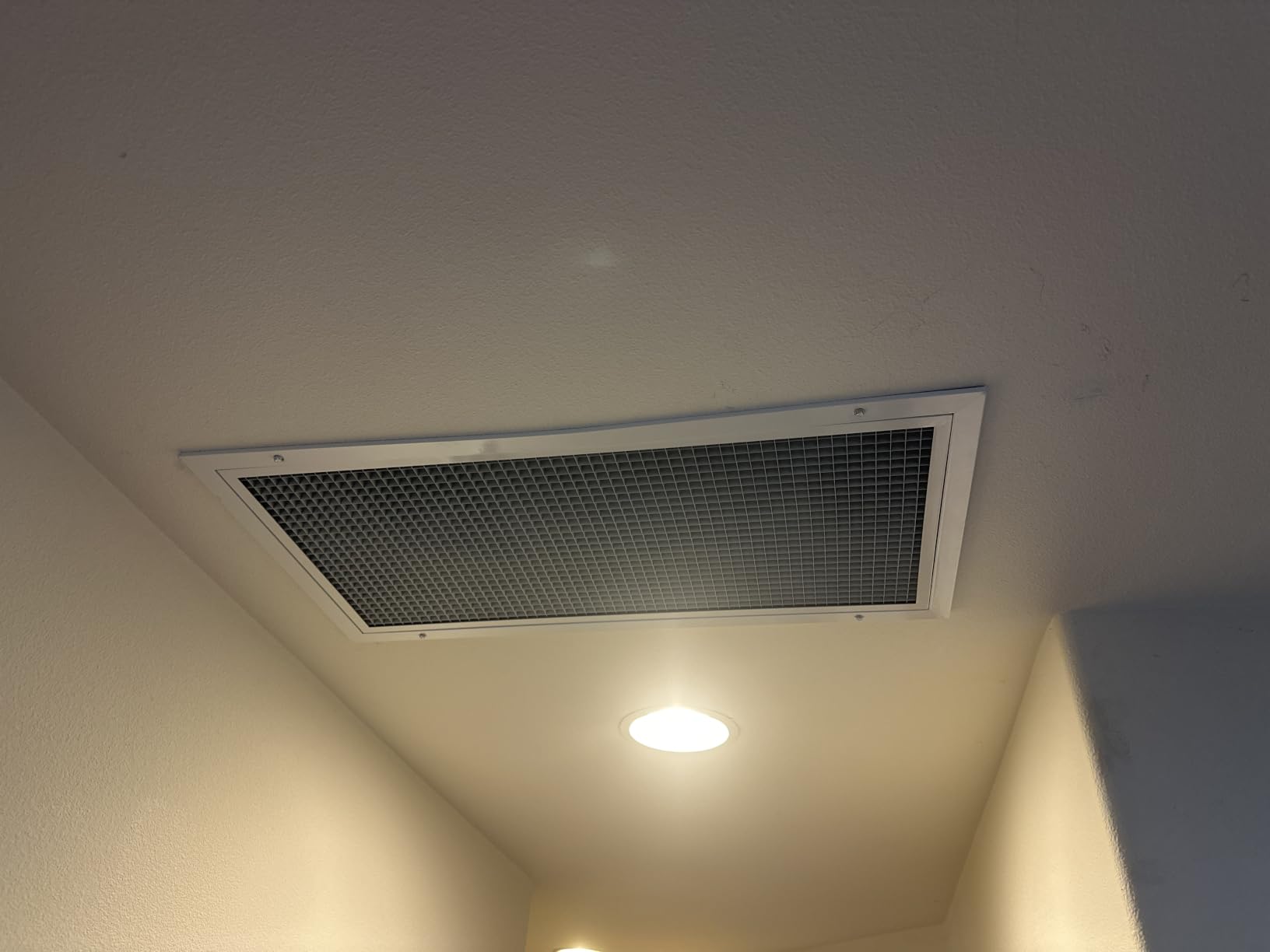 Centric Air 4.0 R5 Ultra Quiet & Energy Saving Whole House Fan, Plug & Play | Includes R5 Insulated Damper, 2 Speed Remote With Temperature & Timer, For 1 Story to 3000 Sqft & 2 Story to 4400 Sqft Homes customer photo 2