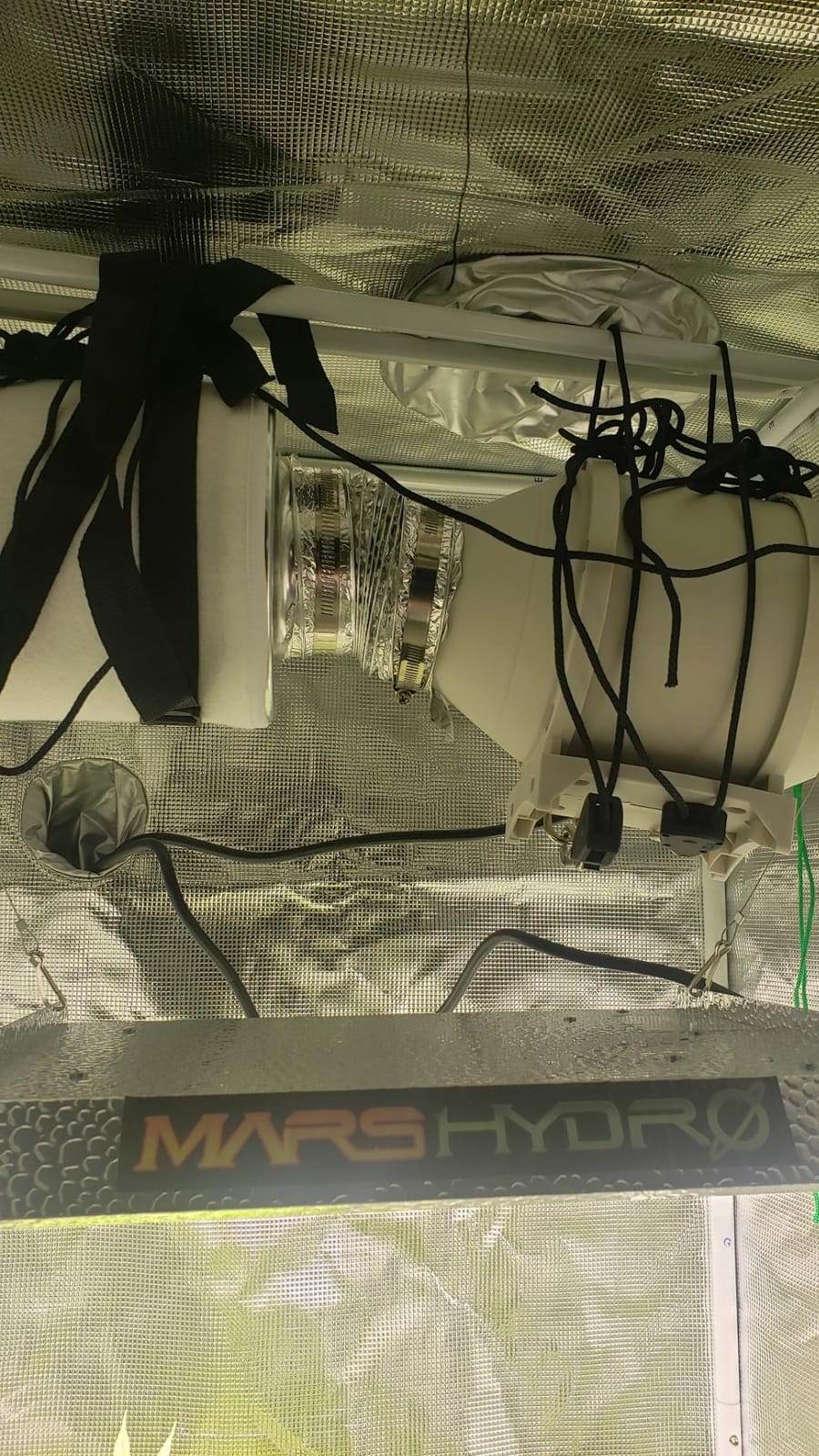 MARS HYDRO 2x2ft Grow Tent Kit with TS600 100W Full Spectrum LED Grow Light | with 24