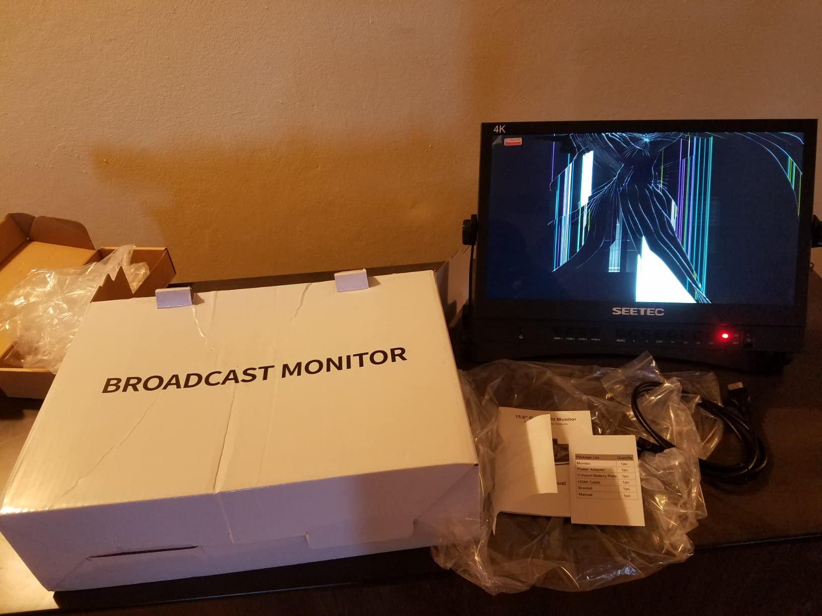 ATEM156 15.6 Inch 250nit 4 HDMI in Out Director Broadcast Monitor | Quad View, Focus Assist, for ATEM Mini GoStream Video Switcher Mixer Pro Studio Television Production Live Streaming Director customer photo 2