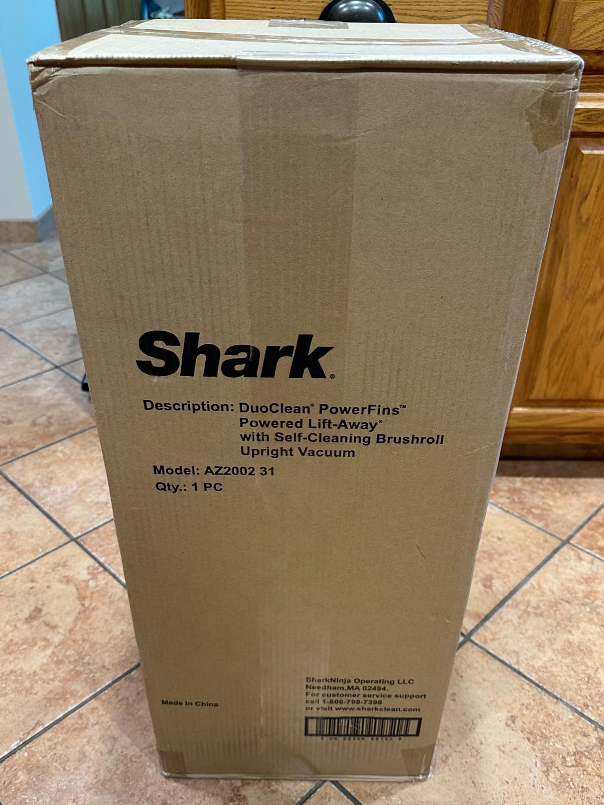 Shark AZ2002 Vertex Powered Lift-Away Upright Vacuum with DuoClean PowerFins, Self-Cleaning Brushroll, Large Dust Cup, Pet Crevice Tool, Dusting Brush & Power Brush, Silver/Rose Gold customer photo 2