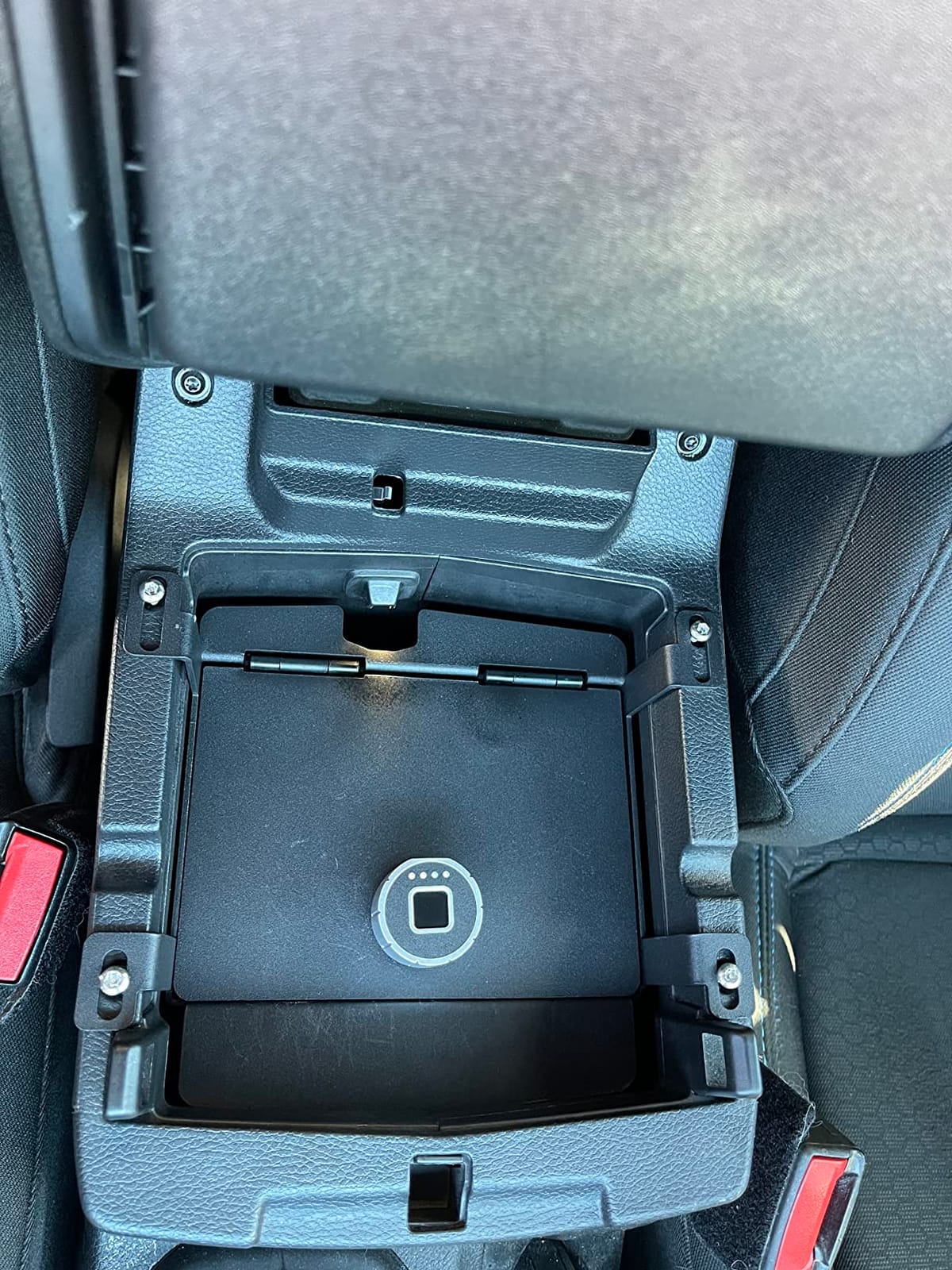 u-Box JL Wrangler Locking Storage Console Safe Box Security Interior Accessories for 2018-2025 Jeep Wrangler JL & JLU Unlimited customer photo 1