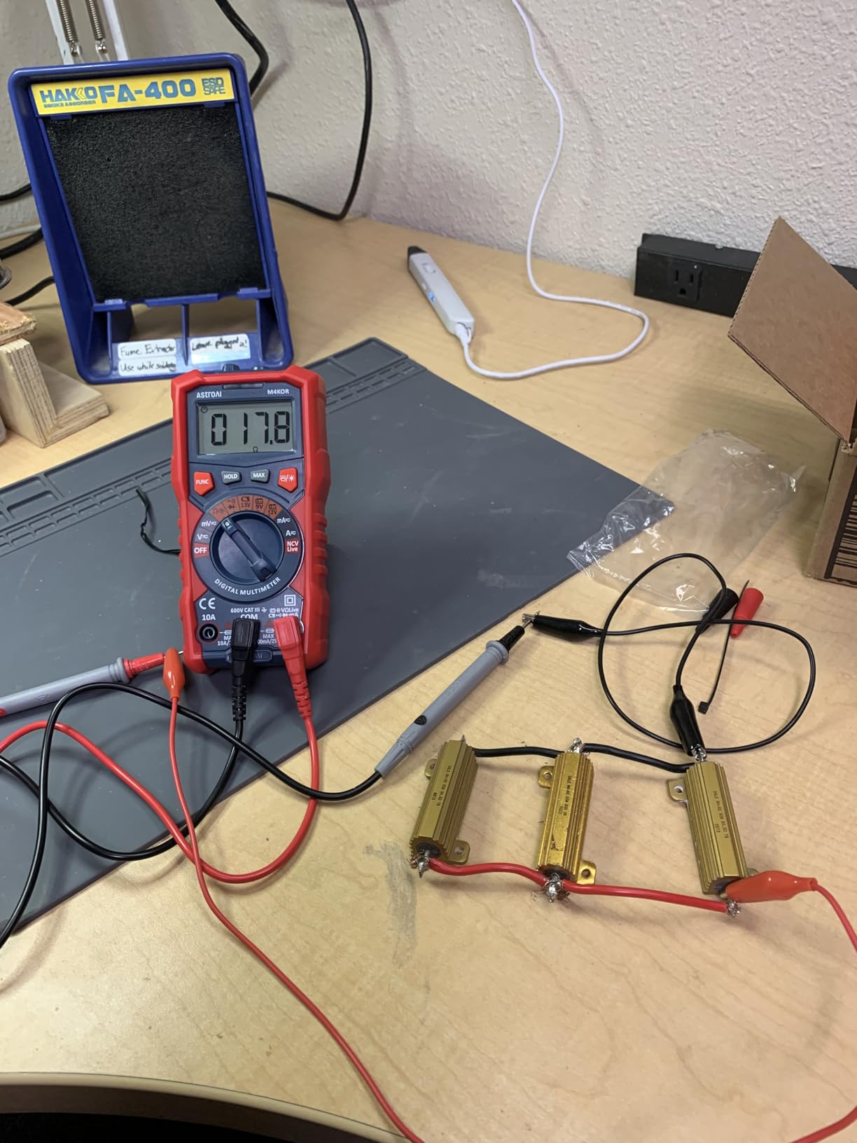 AstroAI Digital Multimeter, TRMS 4000 Counts, Auto-Ranging, Battery Test | 1.5V/9V/12V Battery Testing, Auto & Home Diagnostics, NCV Detection, Capacitance Measurement, CAT III 600V customer photo 1