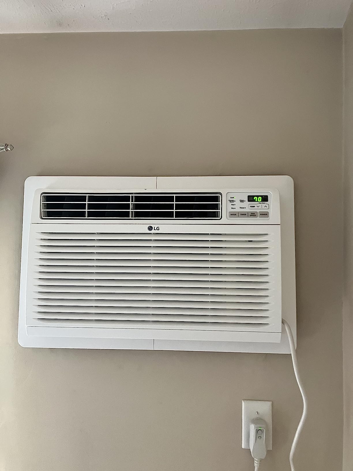 LG 14,000 BTU Through the Wall Air Conditioner, 230/208V, Cools 700 Sq.Ft. for Bedroom, Living Room, Apartment, Electronic Control with Remote, White customer photo 2