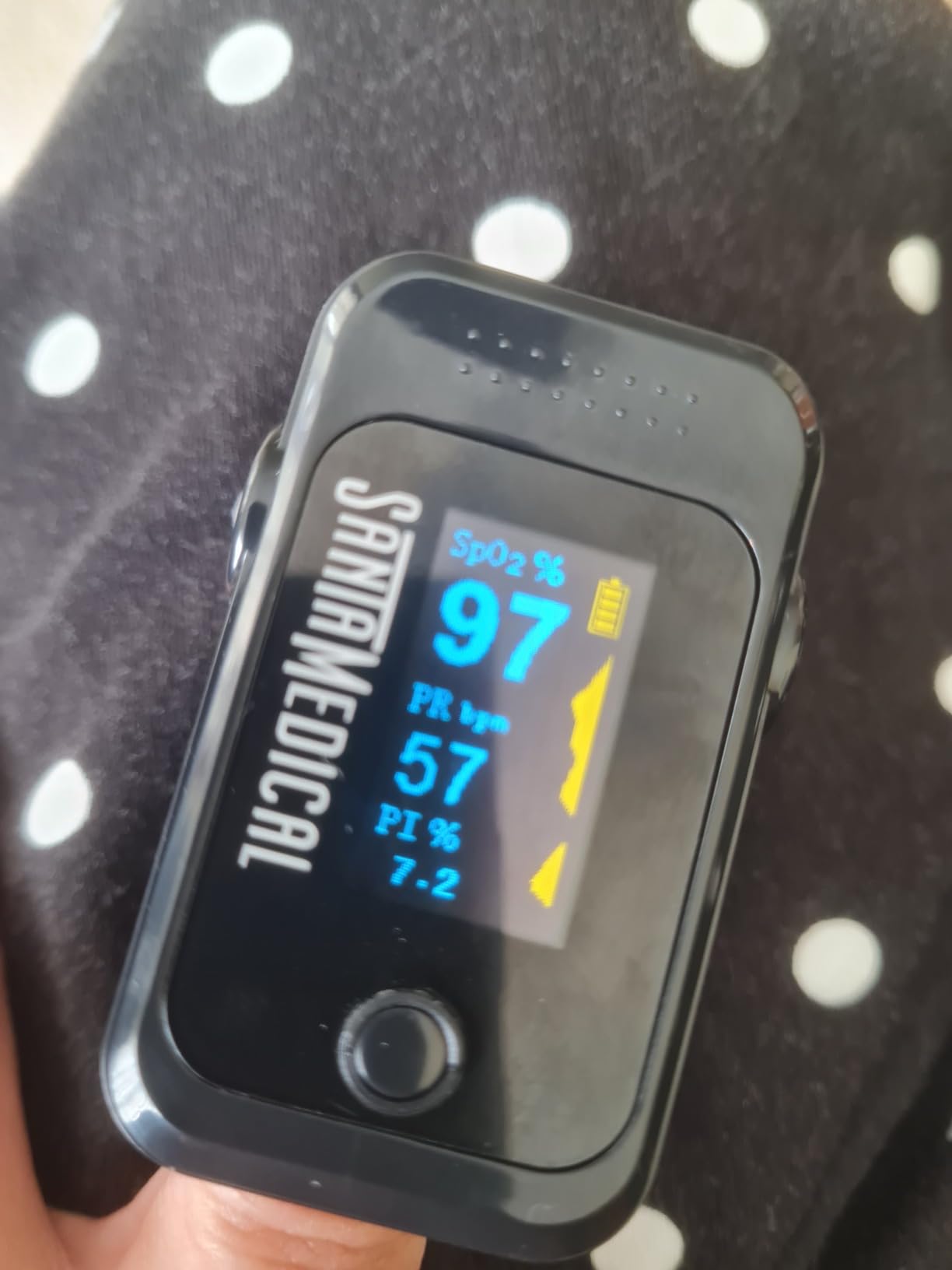 Santamedical Dual Color OLED Pulse Oximeter Fingertip Monitor (SpO2) | Blood Oxygen Saturation Monitor with Case, Batteries and Lanyard customer photo 1