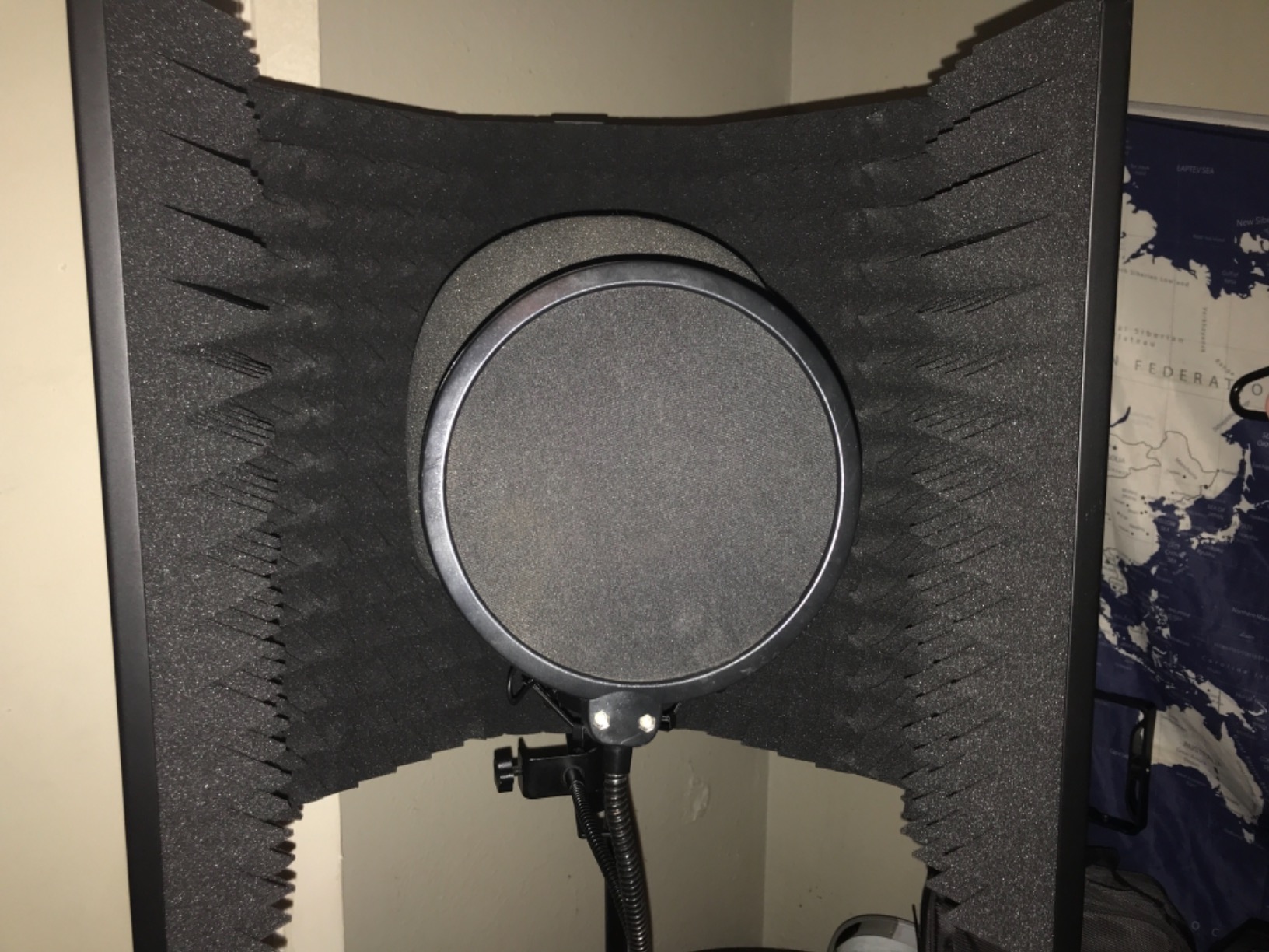 Aokeo Microphone Isolation Shield, Foldable Mic Shield with Triple Sound Insulation, Reflection Filter with 3/8