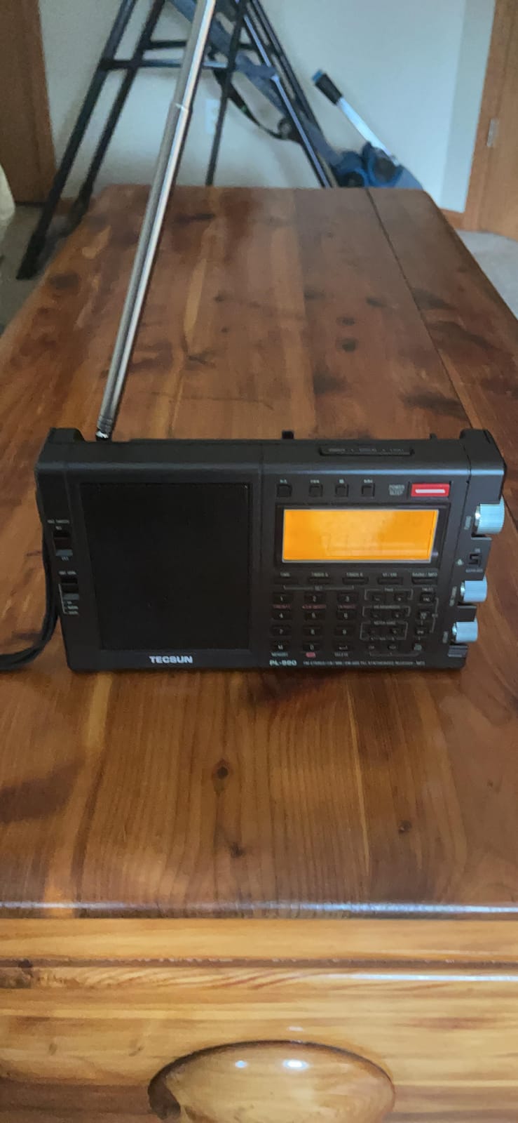 Tecsun PL990 Digital Worldband AM/FM Shortwave Longwave Radio with Single Side Band Reception & MP3 Player, Matte Black customer photo 1