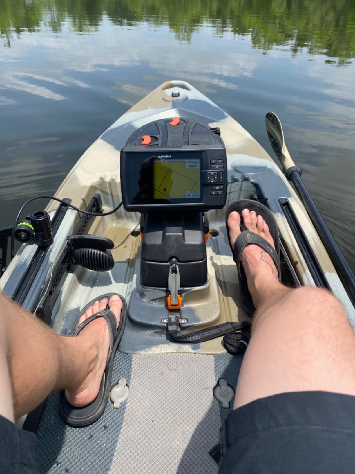 Garmin Striker Vivid 7sv, Easy-to-Use 7-inch Color Fishfinder and Sonar Transducer, Vivid Scanning Sonar Color Palettes (010-02553-00) customer photo 2