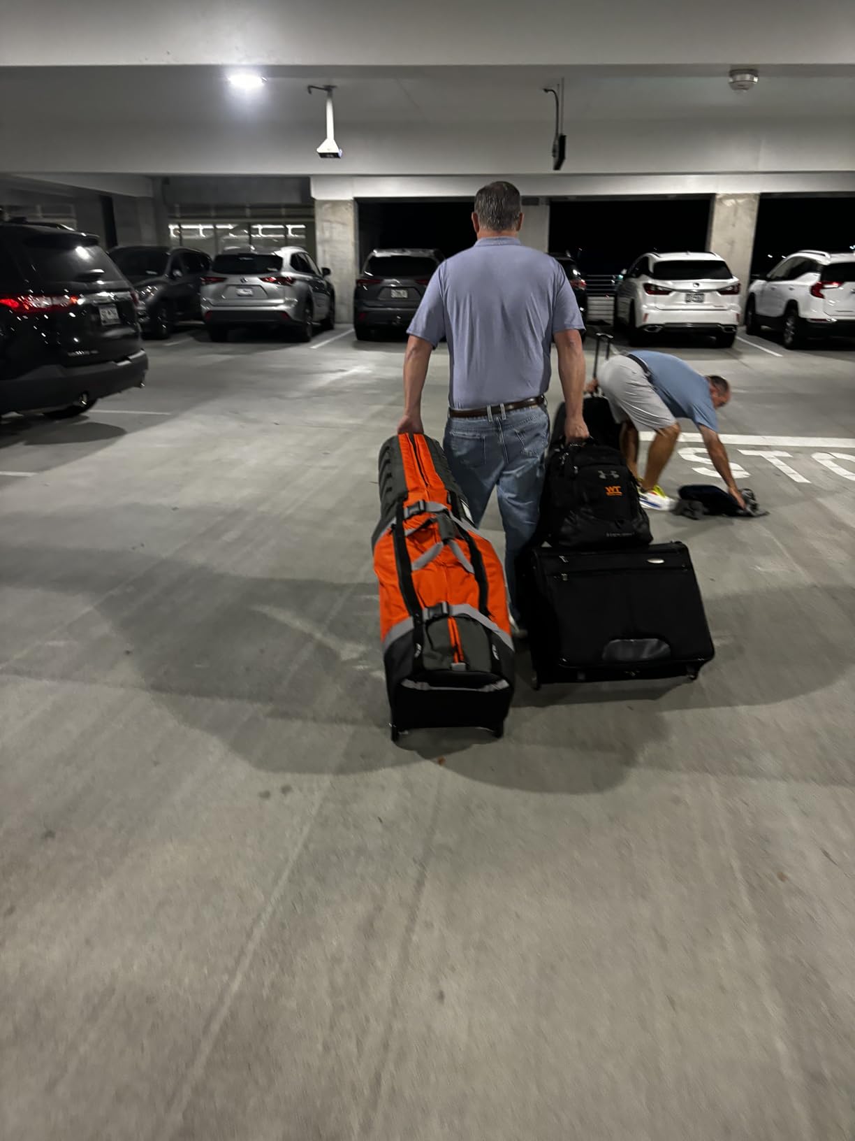 Sun Mountain ClubGlider Meridian Golf Travel Bag, 4-Wheel Rolling Retractable-Leg System customer photo 1