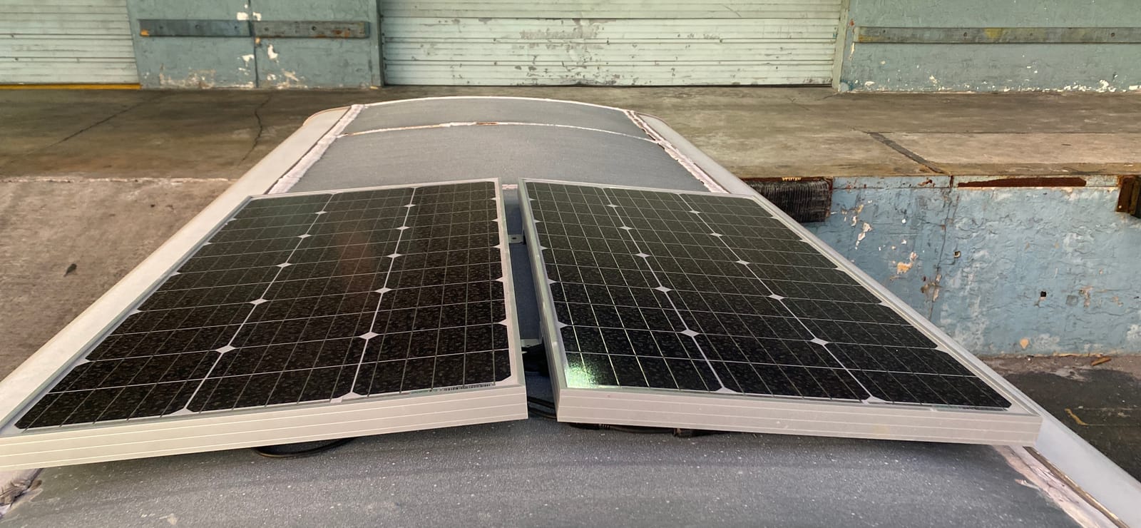 ECO-WORTHY 200 Watt 12V Complete Solar Panel Starter Kit for RV Off Grid | with Battery and Inverter: 200W Solar Panels+30A Charge Controller+50Ah Lithium Battery+600W Solar Power Inverter customer photo 1