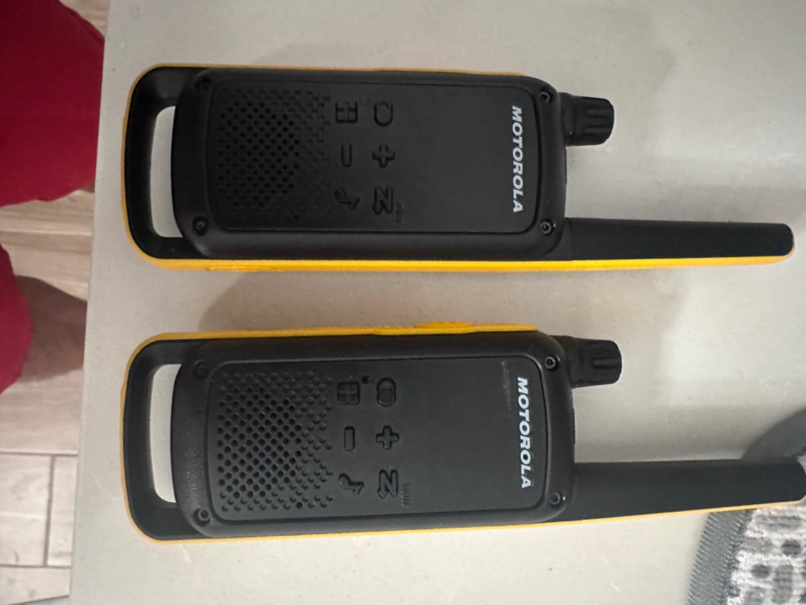 Motorola Talkabout T470 Two-Way Radio Black W/Yellow Rechargeable Two Pack customer photo 1