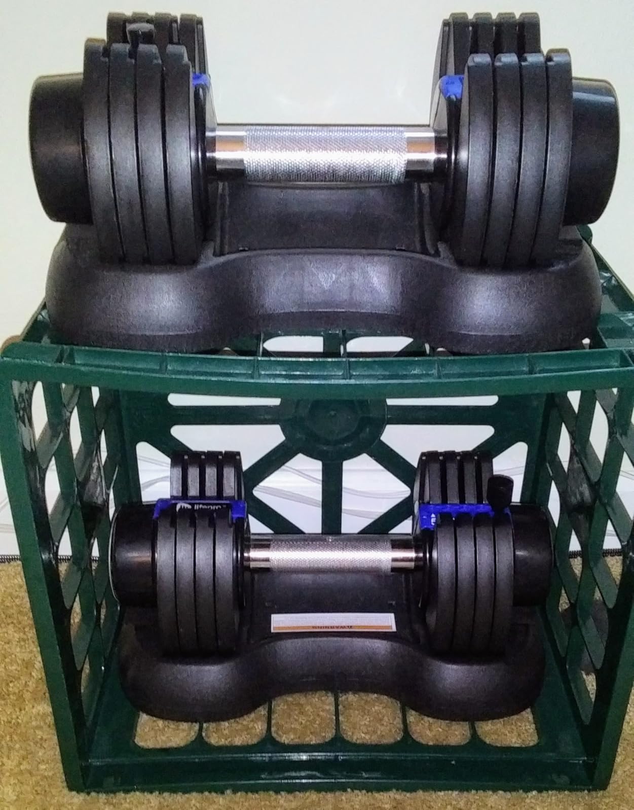 LifePro Adjustable Dumbbells Set - Quick-Adjust Space-Saving Weights with Anti-Slip Handle customer photo 1