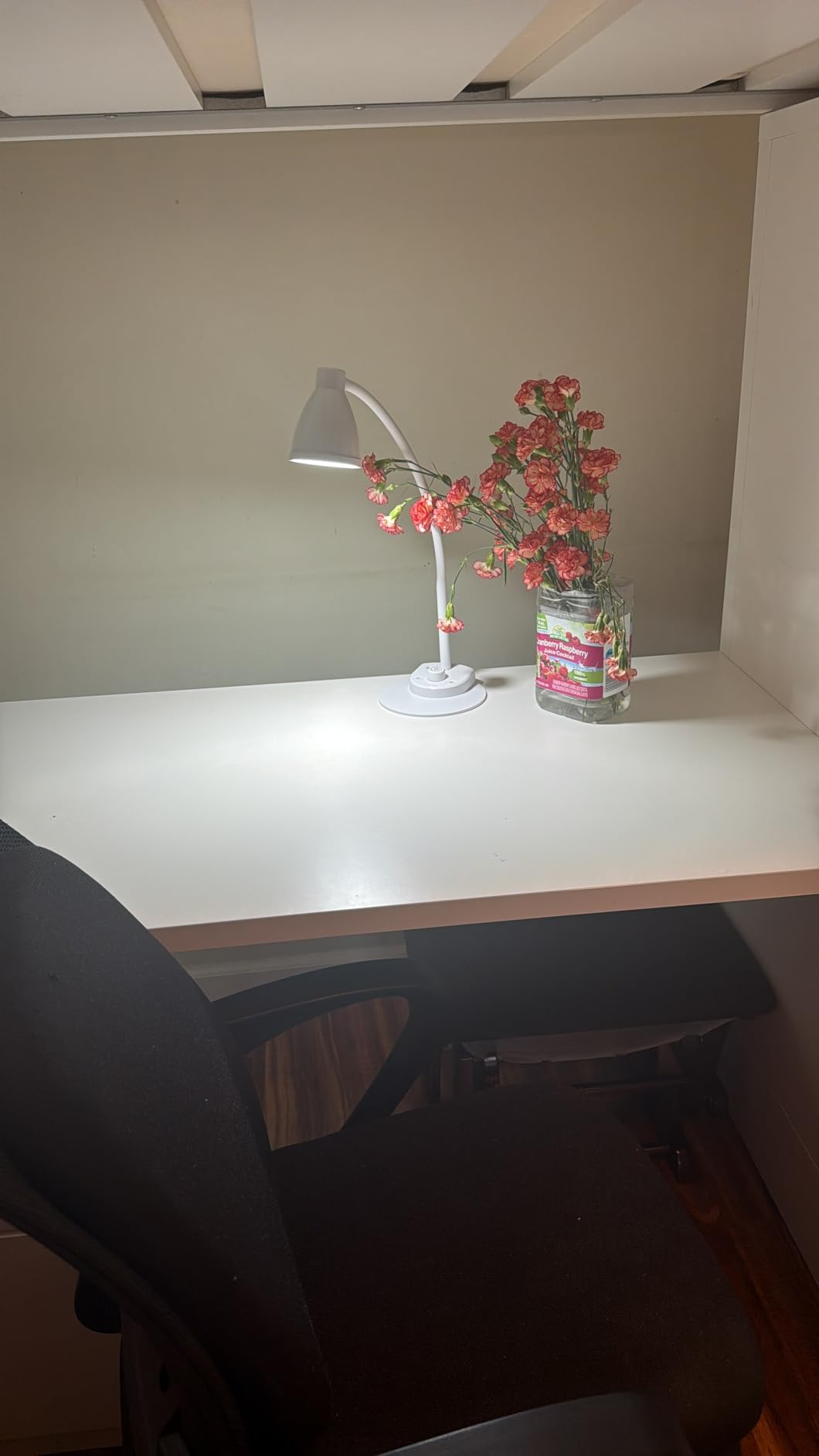 BOHON LED Desk Lamp with USB Charging Port 3 Color Modes Dimmable, Black | Reading Light Intelligent Inductor Auto Dimming Task Lamp Neck Flexible Table Lamp for Bedside Office, AC Adapter Include customer photo 2