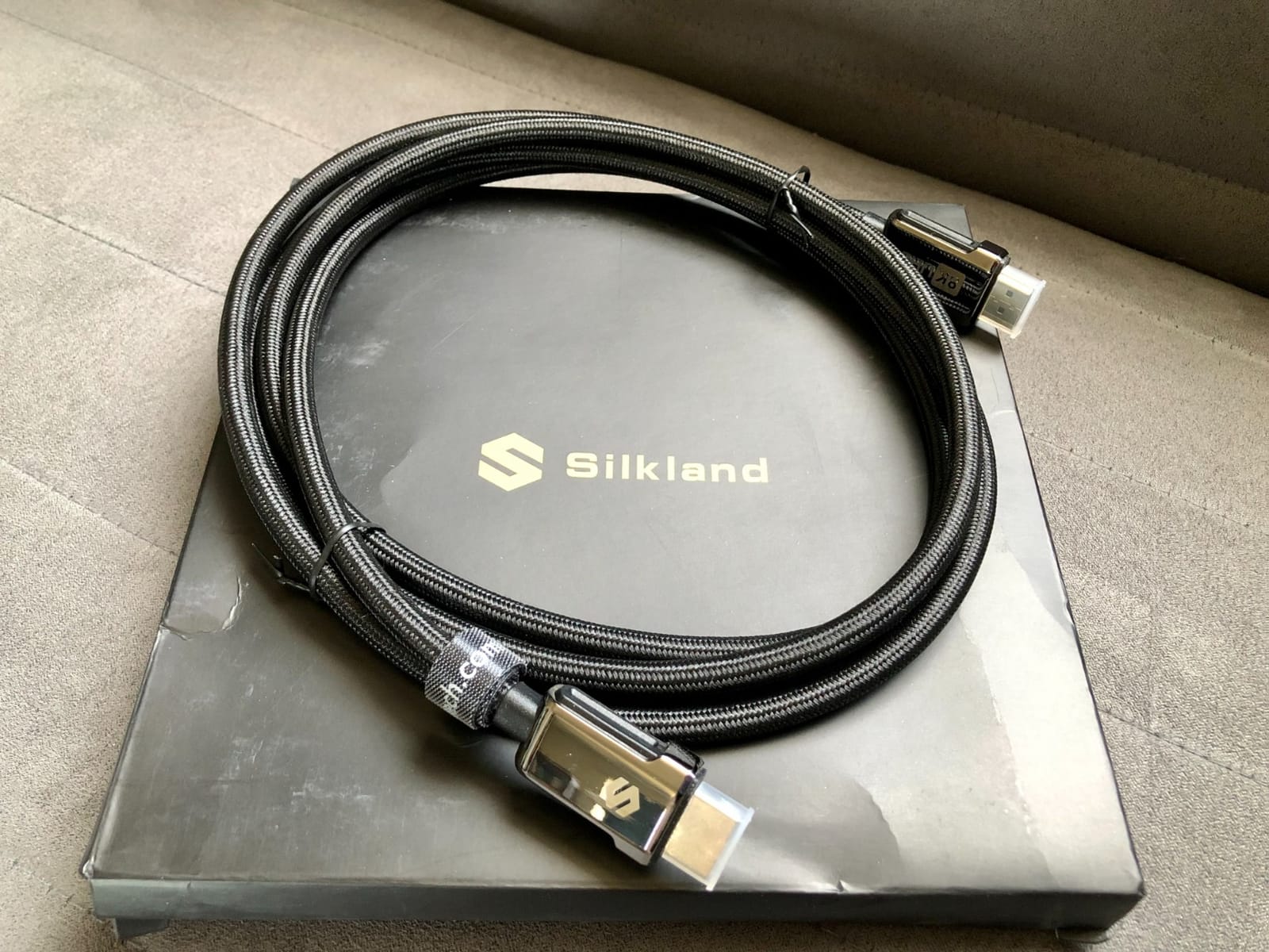 Silkland 8K HDMI ARC/eARC Cable 2.1 for Soundbar 6.6ft, 8K@60Hz 4K@120Hz | 48Gbps High Speed HDMI Cord for Home Theater, Dolby Atoms, DTS:X Compatible for Vizio Samsung Bose Soundbar, UHD TV, Blu-ray customer photo 1