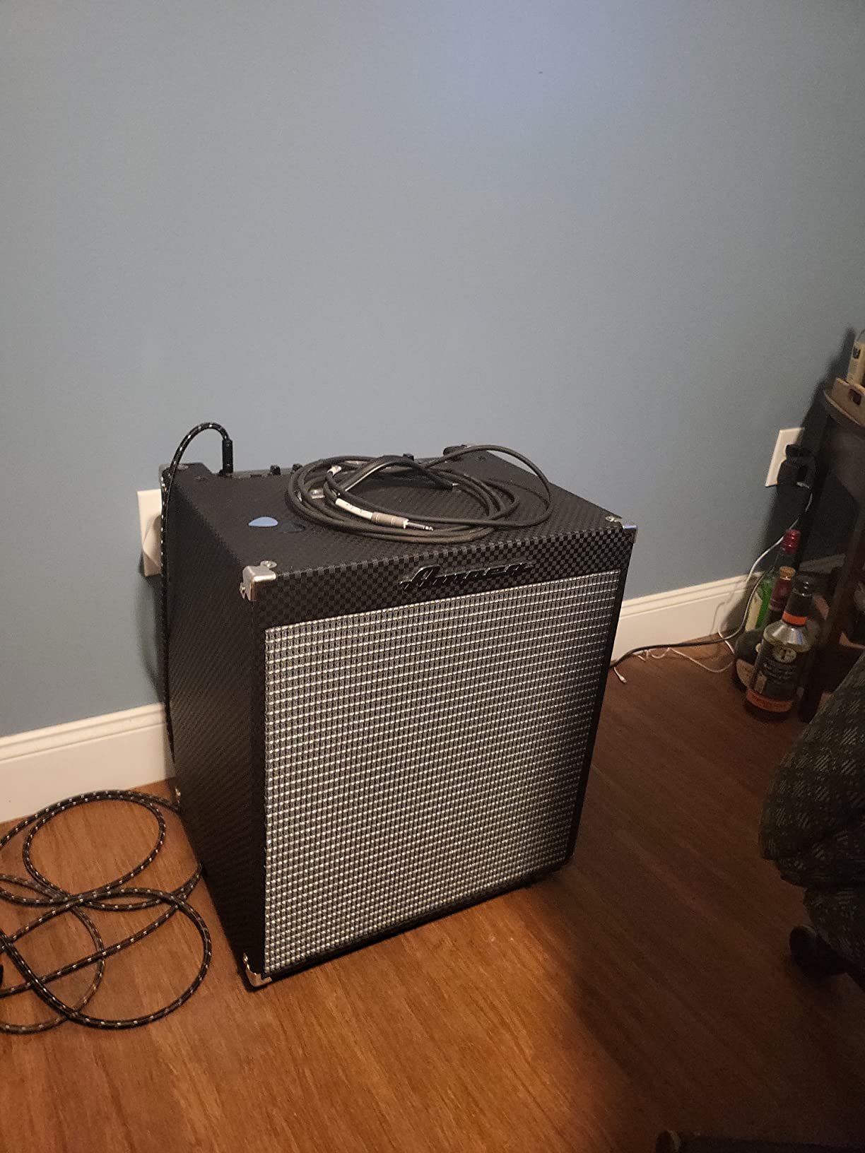 Ampeg Rocket Bass RB108 Bass Combo 1x8 30 Watts customer photo 1