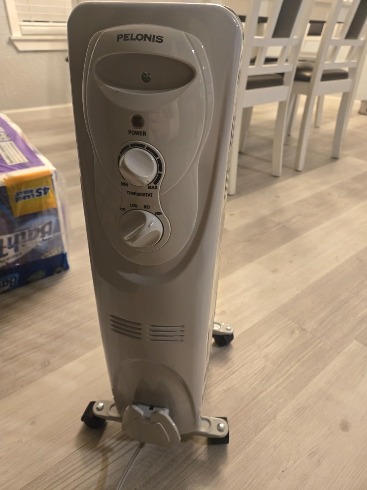 PELONIS Radiator Heater for Large Space, Electric Oil Filled Radiator, Dual Knobs, 1500W, Quiet Space Heater, 3 Modes, Tip-over Protection customer photo 1