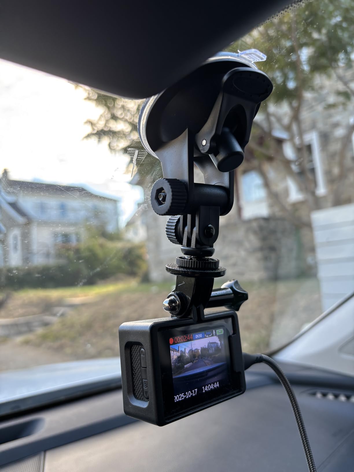 PULUZ Suction Cup Mount for GoPro Car Mount, Adjustable Vehicle Window & Windshield Mount Holder, Compatible with GoPro Hero 13 12 11 10 9/Insta360 X5 X4 X3/DJI OSMO Action Camera customer photo 2