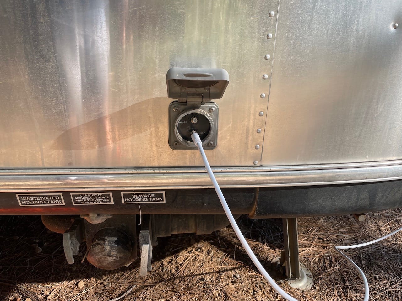 weBoost Destination RV - Cell Phone Signal Booster for Stationary Use | Boosts 5G & 4G LTE for All U.S. & Canadian Carriers - Verizon, AT&T, T-Mobile, more | Made in the U.S. | FCC Approved (470159) customer photo 2