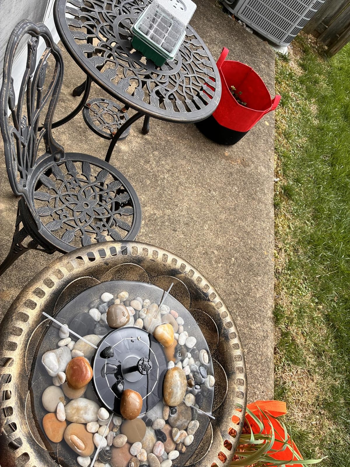 VINGLI Pedestal Bird Bath with Solar Fountain, Solar Pump Resin Birdbaths, Weather Resistant Bird Baths with Ground Stakes, Vintage Finish Garden Decor for Outdoor, Patio, Yard, Lawn (Copper) customer photo 1