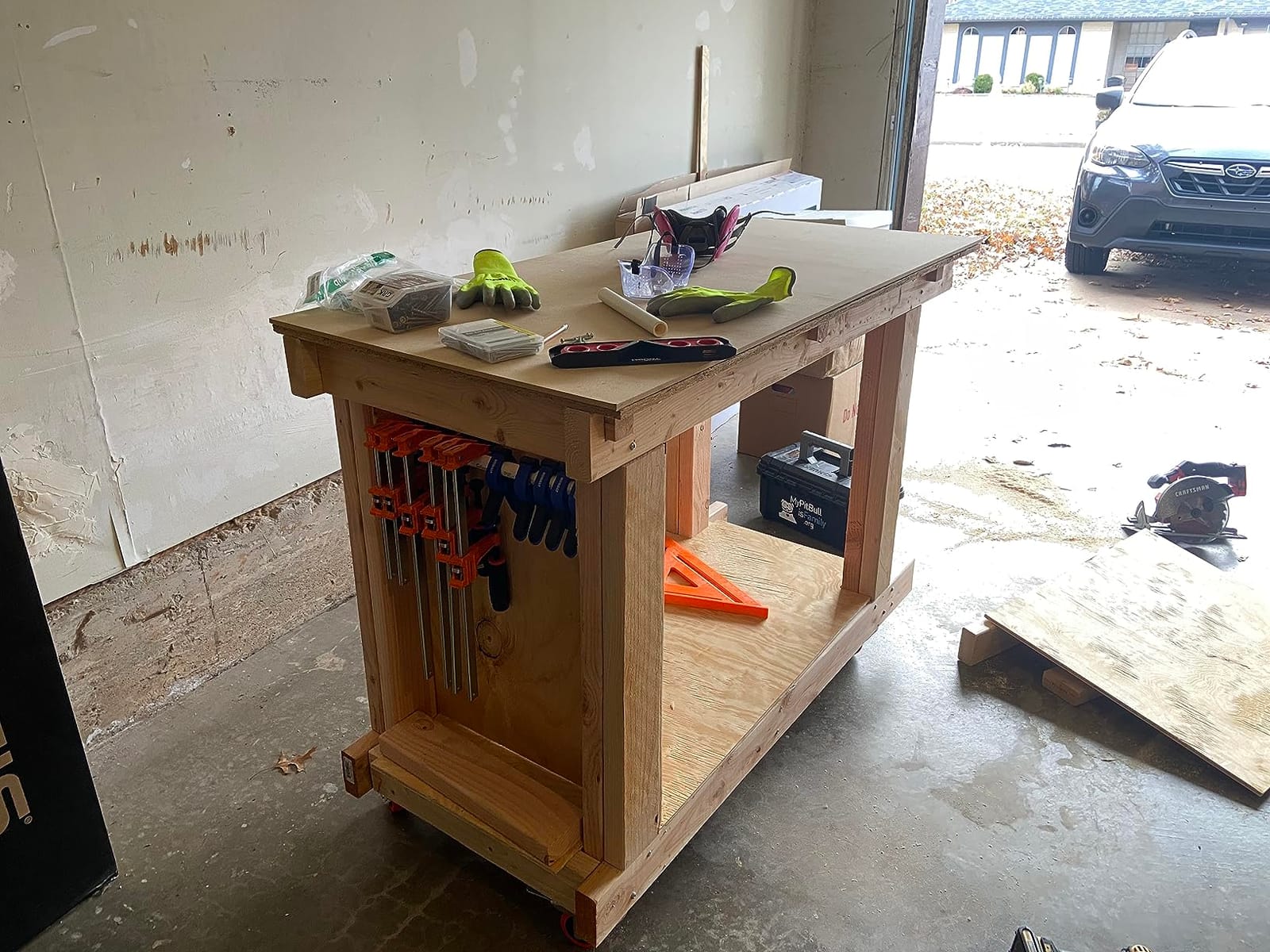 DEWALT Portable Table Saw with Stand, 8-1/4 inch, up to 48-Degree Angle Cuts (DWE7485WS) customer photo 1