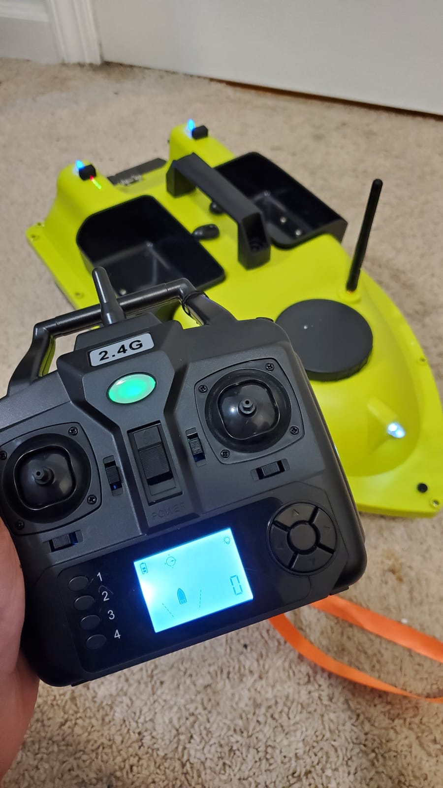 RC Bait Boat for Fishing with Remote Control GPS, Bait Boat for Carp Fishing, 2.5KG Load, 2 Motors, 500 Meters Range, Cruise Control and Auto Return customer photo 1