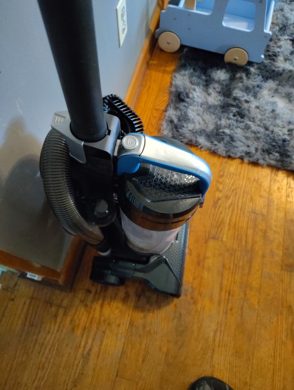 Eureka Vacuum Cleaners for Home,Airspeed Ultra-Lightweight, NEU10AE5 | Senior-Friendly 7.7 lb Pet Hair Upright Vacuum, Carpet & Hard Floor, Brush, Crevice Tool, Washable Filter, Blue customer photo 1