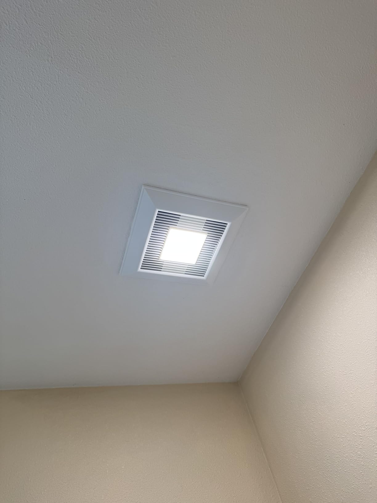 FV-0511VFL1 WhisperFit Bath Fan + Light, 50-80-110 CFM | WhisperFit Ceiling Mount Bathroom Exhaust Fan with Dimmable LED Light, Energy Star Rated, Easy Installation customer photo 1