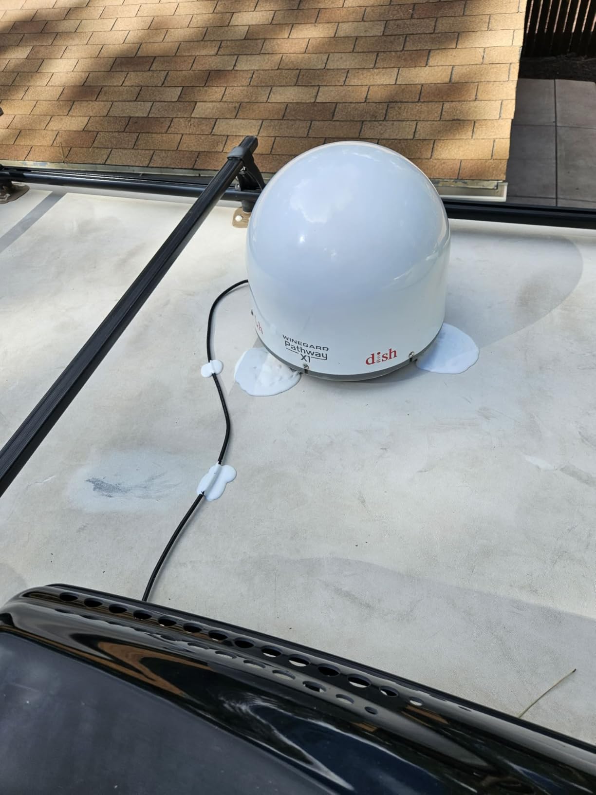 Winegard AR2-V2S Air 360+ V2.S - Outdoor HDTV RV Antenna with Satellite Port Wi-Fi and Cellular Ready customer photo 2