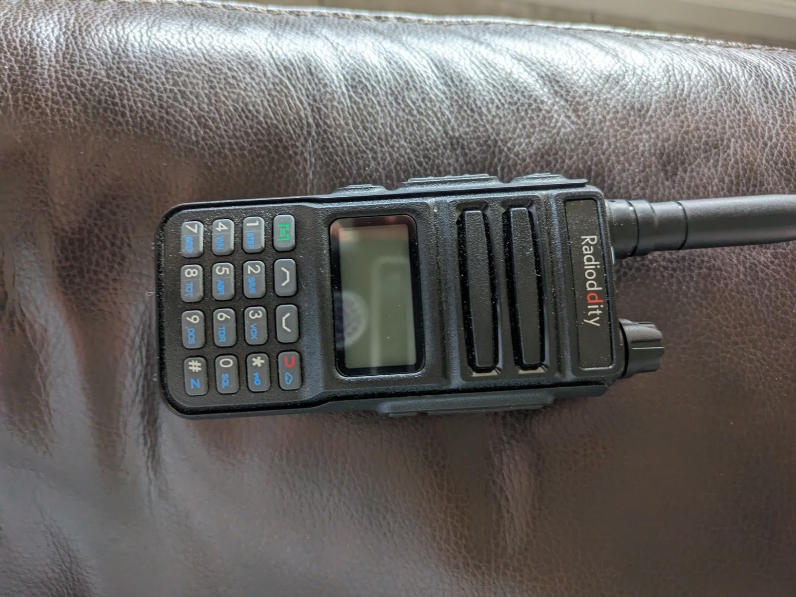 Rugged Radios GMR2 Plus GMRS Handheld Radio for Off-Road & Camping | 22 GMRS Channels, NOAA Weather, Rechargeable Battery, Long-Range Antenna, FM Radio, Flashlight & USB Charging customer photo 2