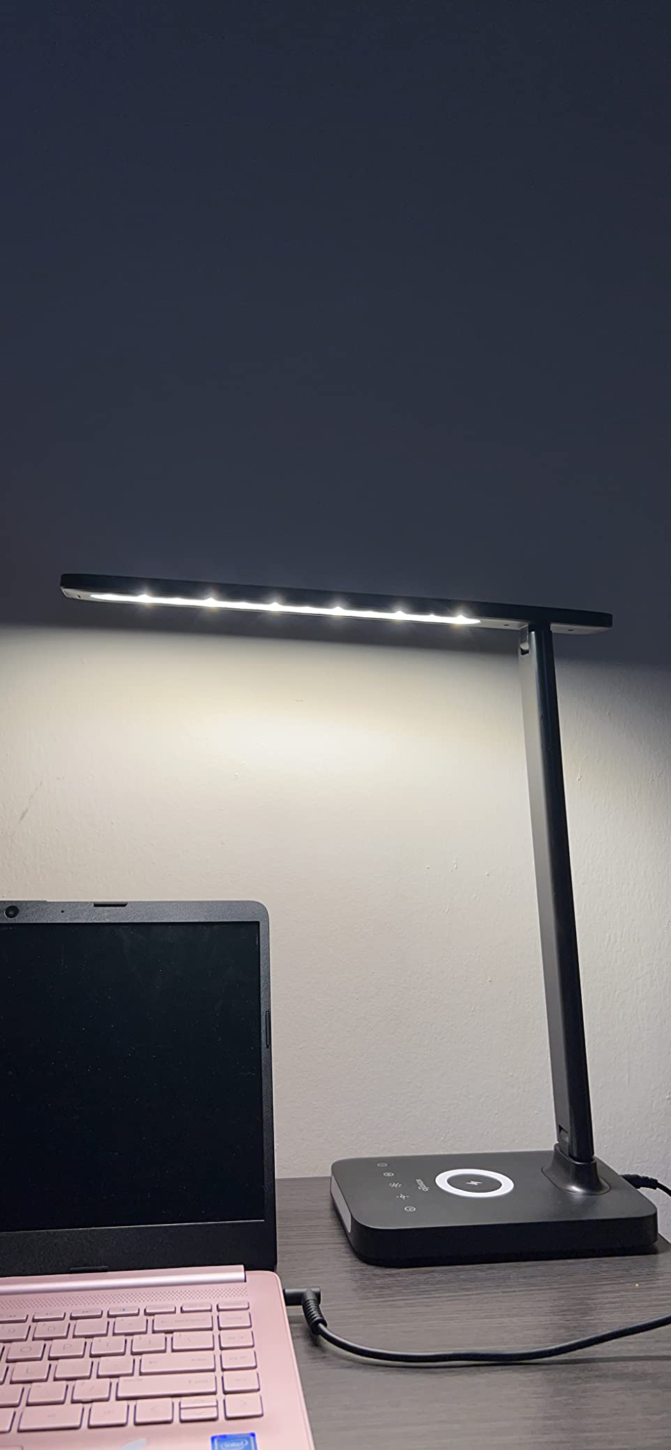 VAVOFO LED Desk Lamp with USB Charger, USB Charging Port, Table Lamp with 5 Brightness Levels Touch Control, 30/60 min Auto Timer, Dimmable Eye-Caring Desk Light for Home Office customer photo 2