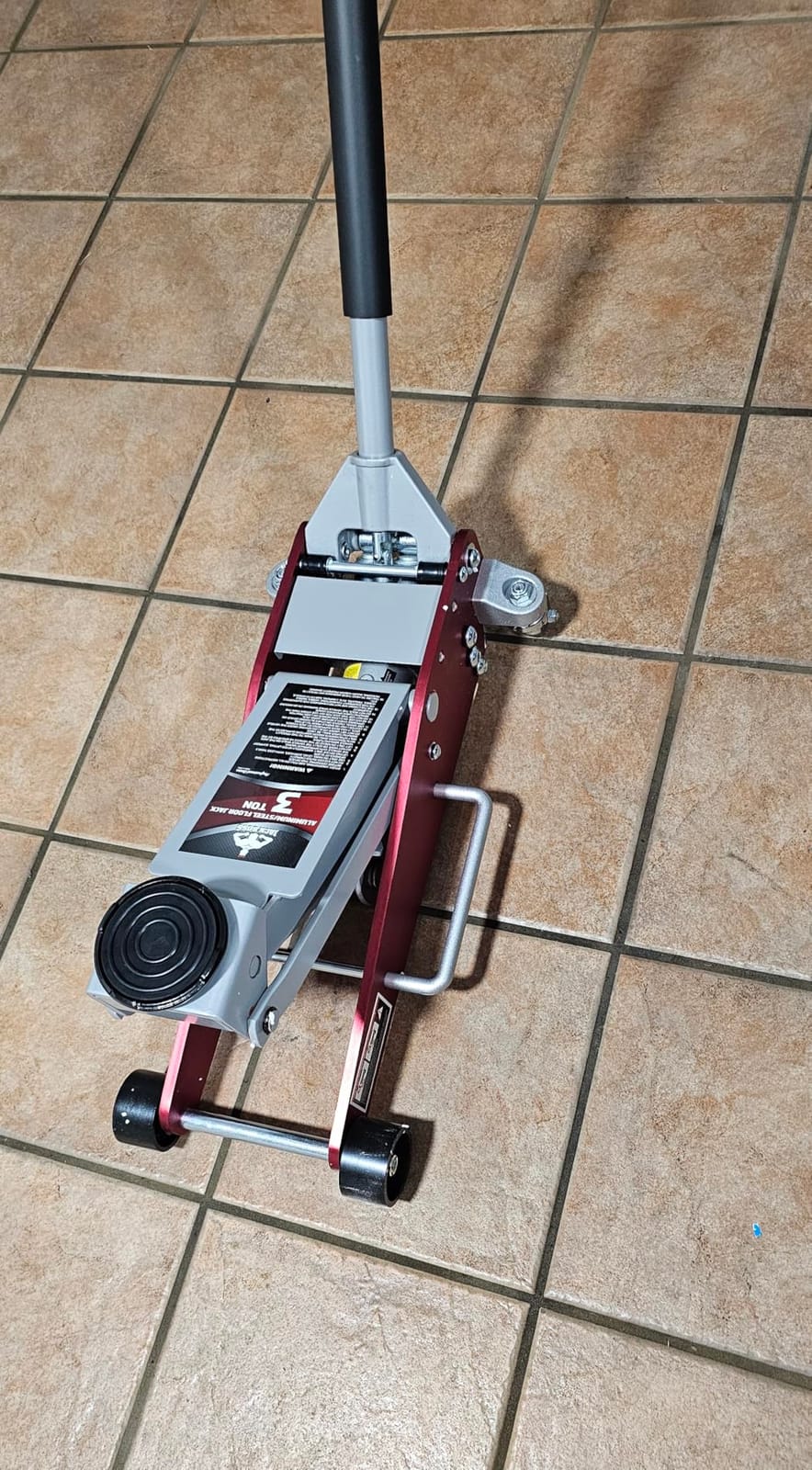 Jack Boss 3 Ton Low Profile, Aluminum and Steel Racing Floor Jack with Dual Pistons Quick Lift Pump for Sport Utility Vehicle, Lifting Range 3-15/16