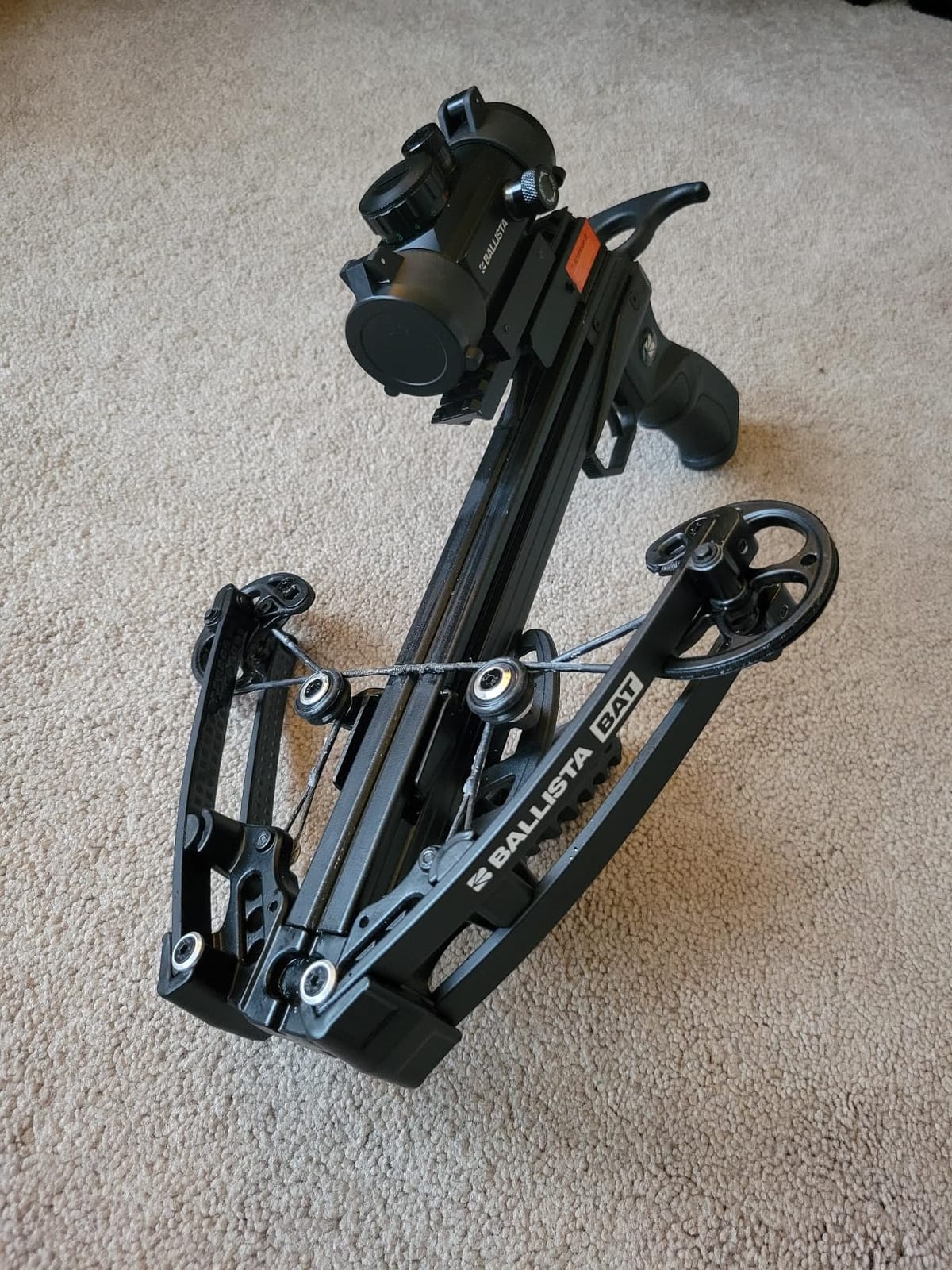 BALLISTA BAT Compound Crossbow for Hunting, Bowfishing and Target, 300 FPS | 16 x 5 in, 2.46 lb frame fits a 30 L backpack, while built-in cocking assist reduces pull effort to about 40 lb. customer photo 2
