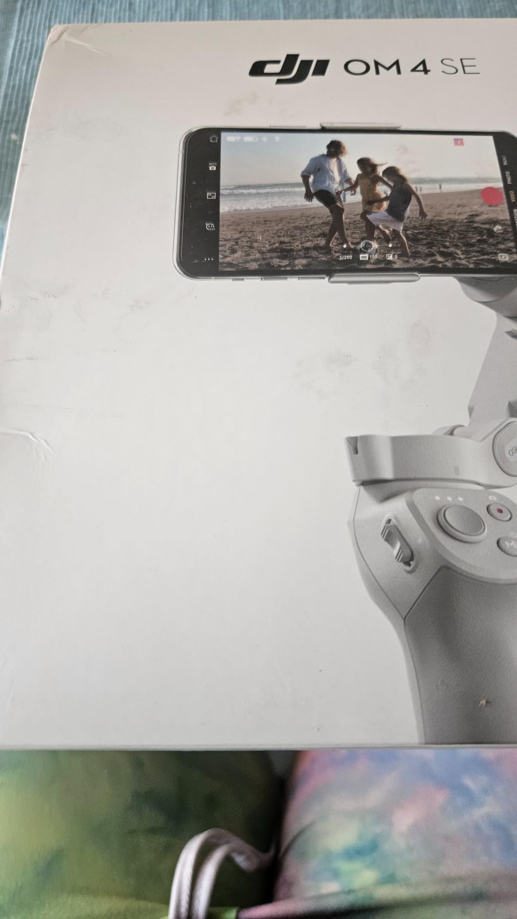 DJI OM 4 SE - 3-Axis Smartphone Gimbal Stabilizer with Tripod, Magnetic Design, Portable and Foldable, ActiveTrack 3.0, Story Mode, Vlogging Stabilizer, YouTube TikTok Video, for Android and iPhone customer photo 2