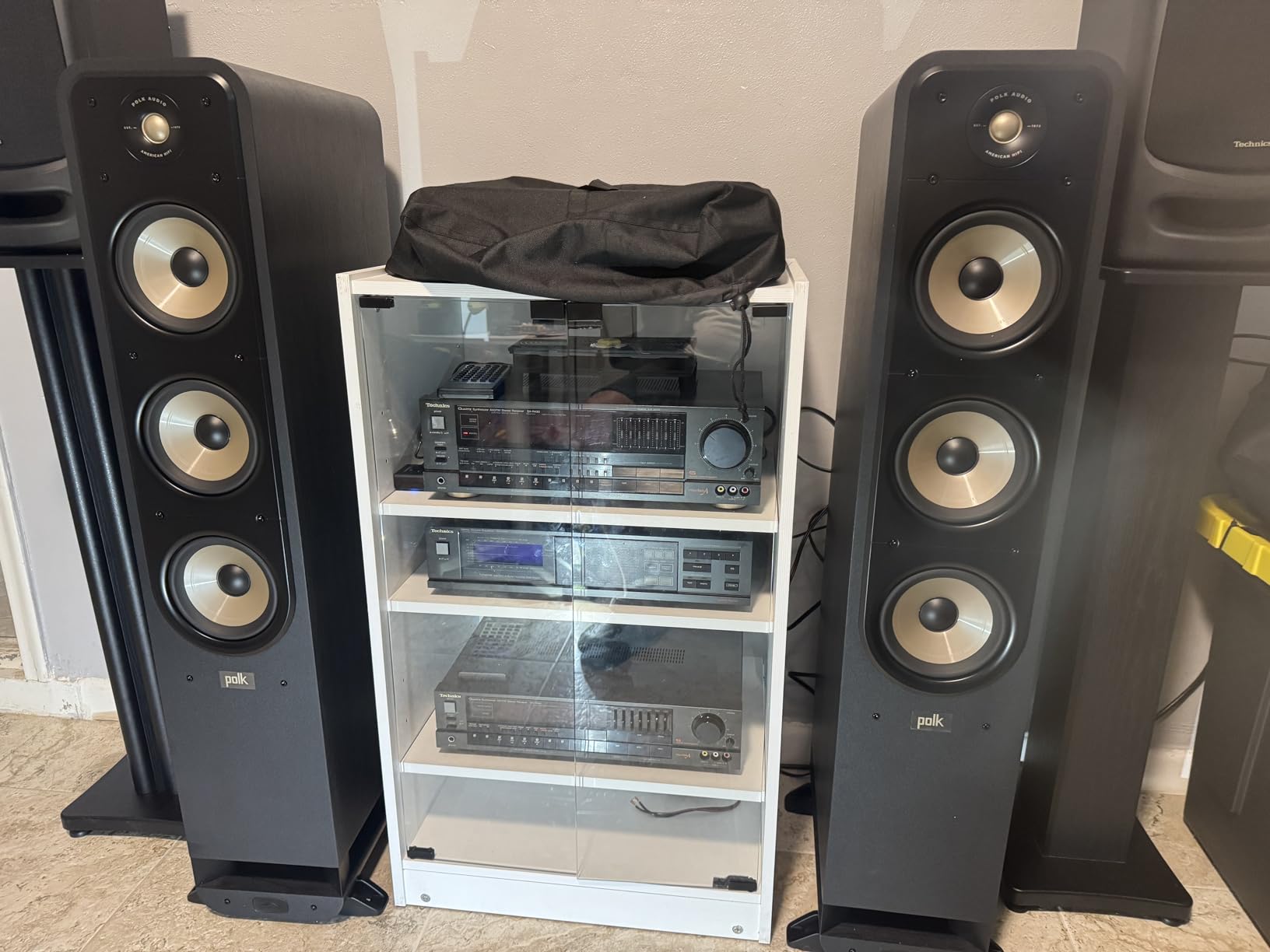 Polk Audio Signature Elite ES60 Tower Speaker, Single, Stunning Black customer photo 1