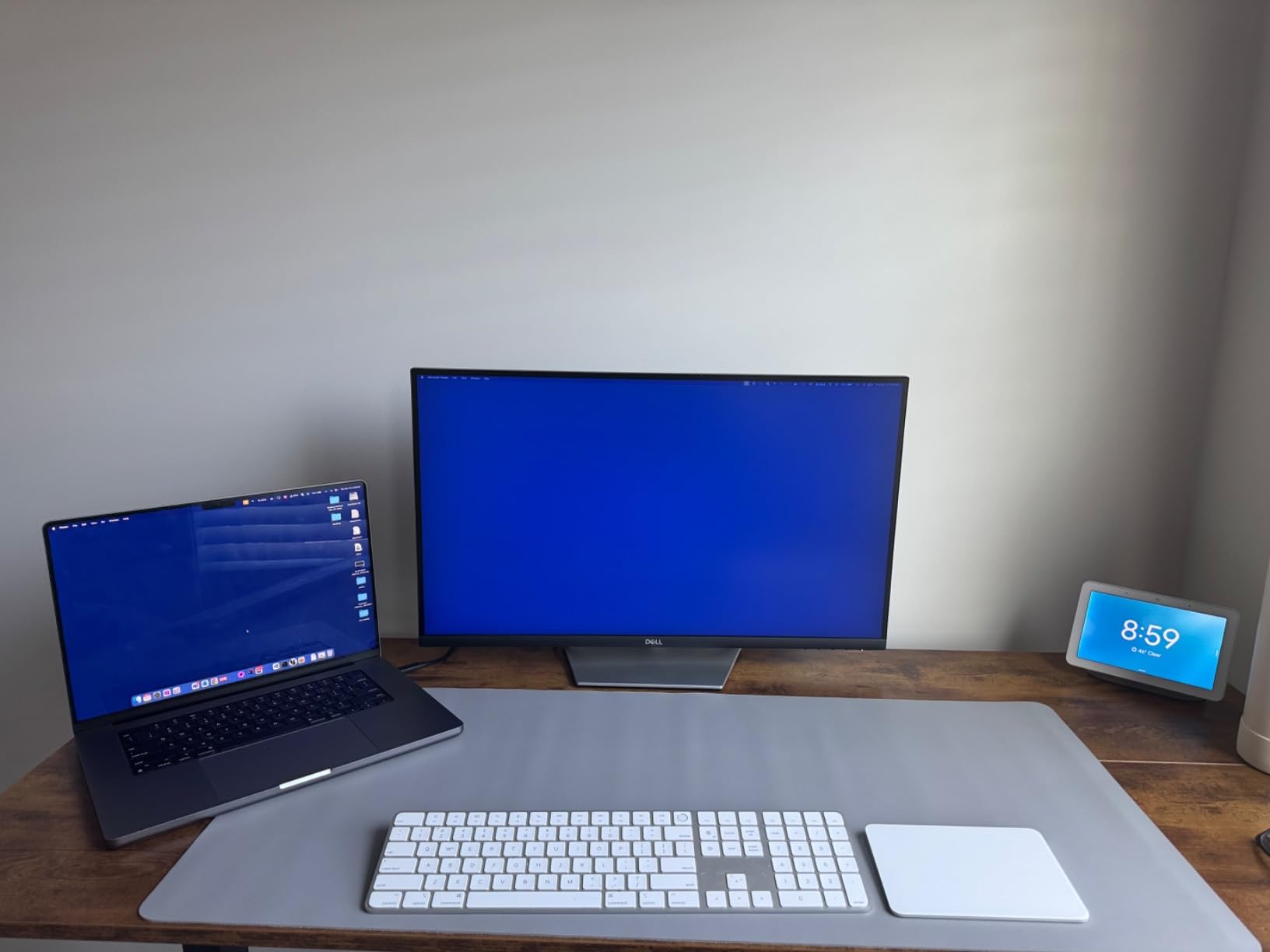 Dell S2722DC Monitor - 27-inch WQHD (2560x1440) 75Hz 4Ms Display, AMD FreeSync, Built in Speaker, USB Type-C Connectivity, Height/Pivot/Swivel/Tilt Adjust - Platinum Silver customer photo 2