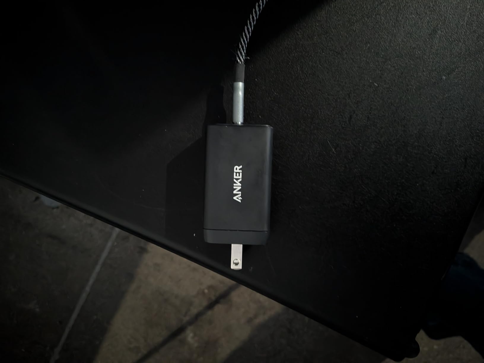 Anker Phone Charger, 65W 3-Port Fast Compact Foldable USB C Charger Block, Type C Charger Fast Charging for MacBook Pro/Air, iPad Pro, Galaxy S20, Dell XPS 13, Note 20/10+, iPhone 17 Series, and More customer photo 2