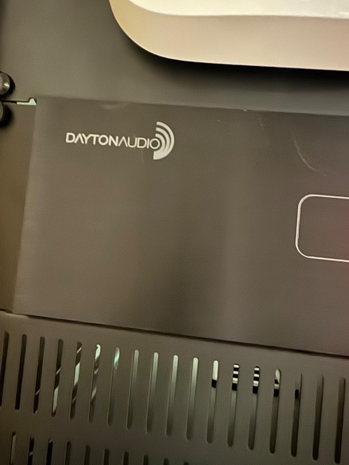 Dayton Audio DAX88 8-Source 8-Zone Bridgeable Distributed Audio Matrix Amplifier with Integrated Wi-fi and Mobile App - 75 WPC at 8 Ohms, 260 WPC at 8 Ohms Bridged - 5 Year Warranty customer photo 1