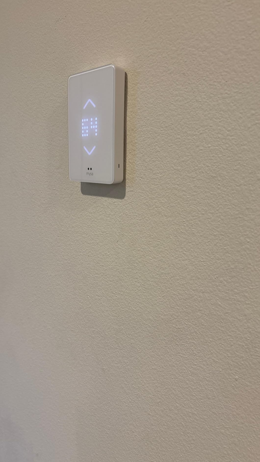 Mysa Smart Thermostat for Electric Baseboard Heaters 240V | Remote Control with 100% Free APP | Easy Install | HomeKit, Alexa, Google Home | Wi-Fi Programmable | Temp. & Humidity Alerts customer photo 1
