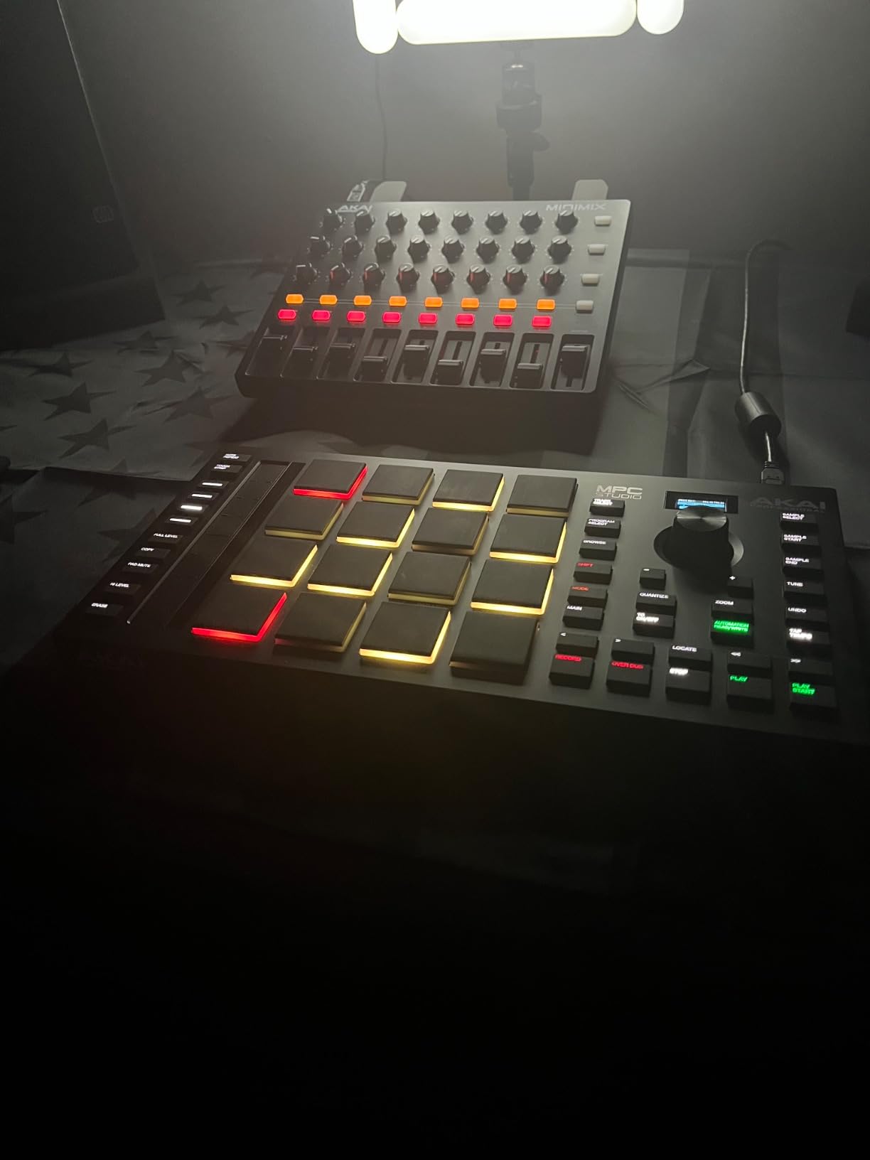 Akai Professional MPC Studio USB MIDI Pad Controller | 16 Velocity-Sensitive RGB MPC Pads, MPC Software, Assignable Touch Strip, for Beat Makers and Music Producers customer photo 2