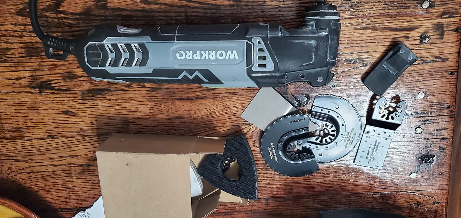 WORKPRO 3.0 Amp Corded Oscillating Multi-Tool Kit | 7 Variable Speeds, 3 Degree Oscillation Angle, Quick-Lock Blades, 17pcs Accessories with Storage Bag customer photo 2