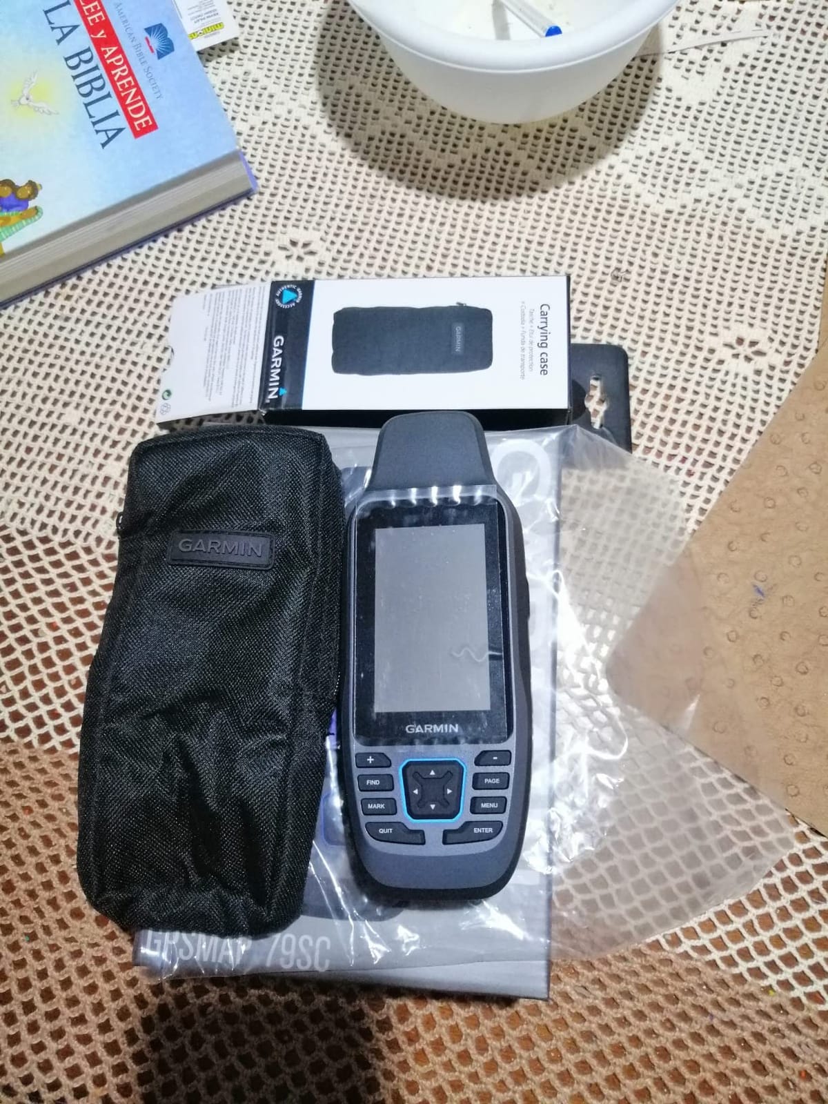 Garmin GPSMAP 79sc, Marine GPS Handheld Preloaded with BlueChart g3 Coastal Charts, Rugged Design and Floats in Water customer photo 1