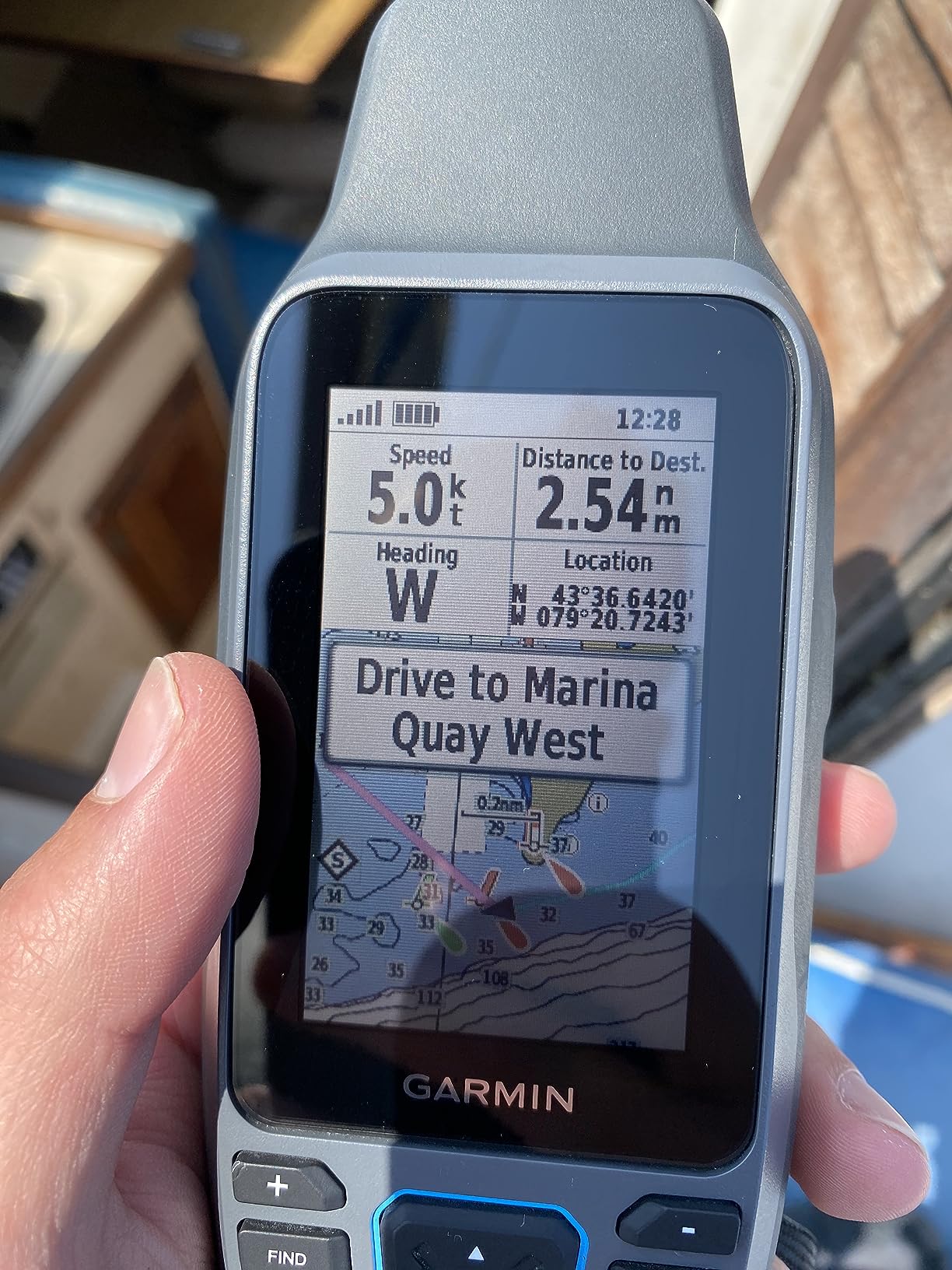 Garmin GPSMAP 79sc, Marine GPS Handheld Preloaded with BlueChart g3 Coastal Charts, Rugged Design and Floats in Water customer photo 2