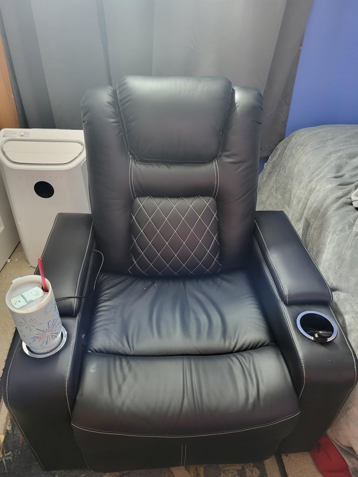 CANMOV Electric Power Recliner Chair with USB Ports and Cup Holders, Breathable Leather Home Theater Seating with Hidden Arm Storage (Black) customer photo 2