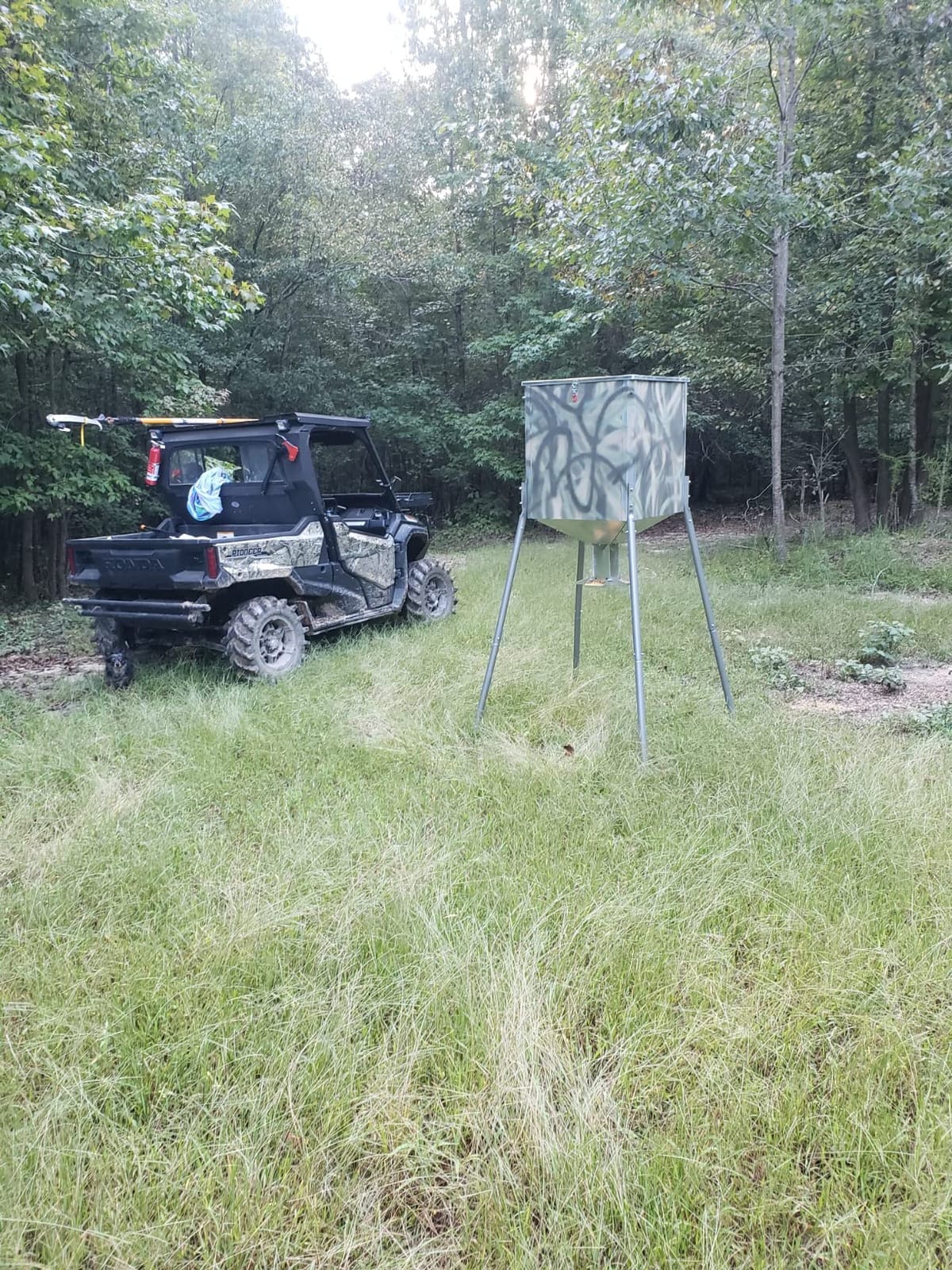 HECASA Steel 450LB Capacity Big Game Gravity Deer Feeder Galvanized Hunting w/o Foot Kit customer photo 1